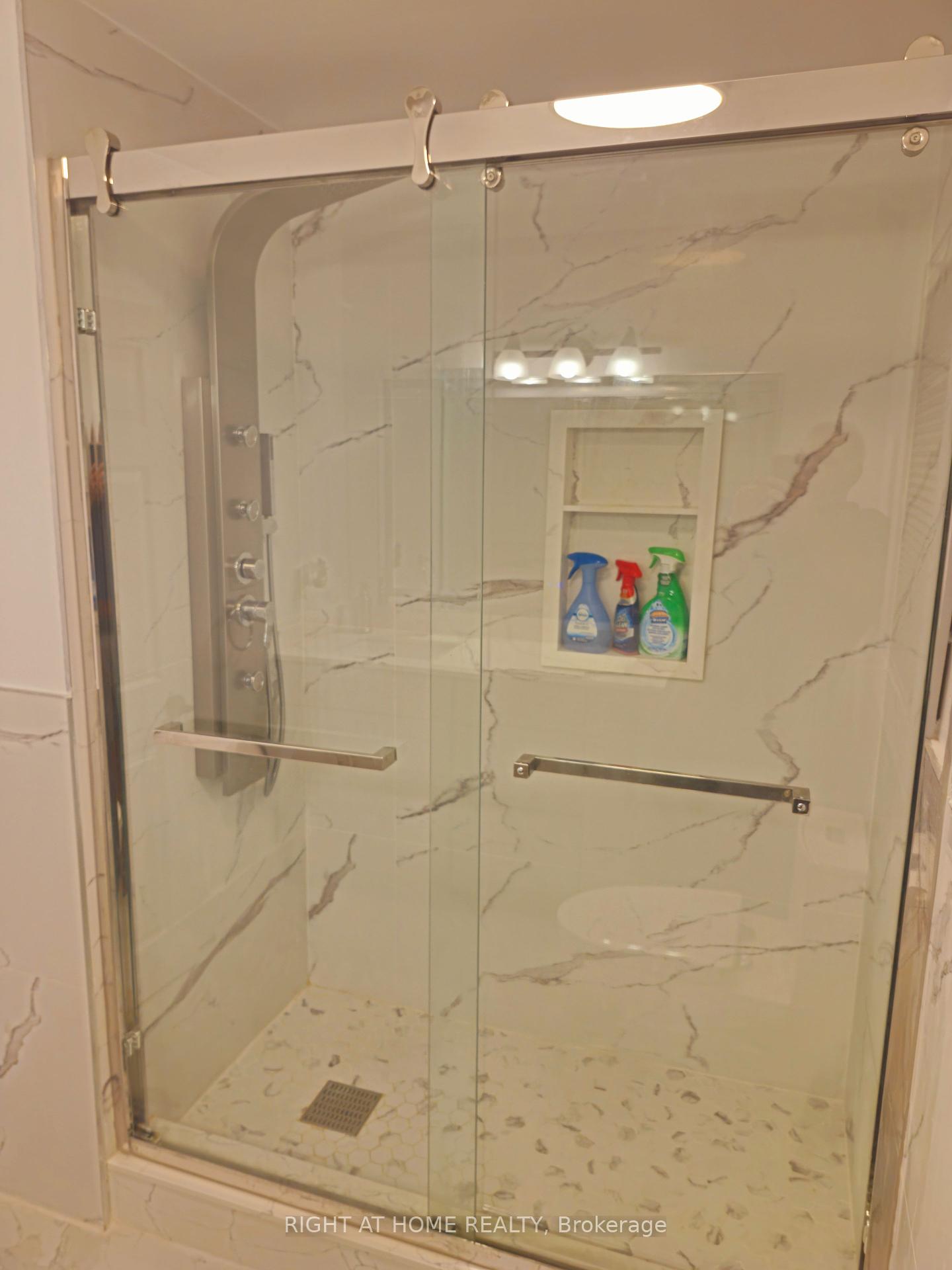 310 Senlac Rd, Toronto, ON M2R1R1 | 3 Bedroom 3 Bathroom Detached House | Image 21