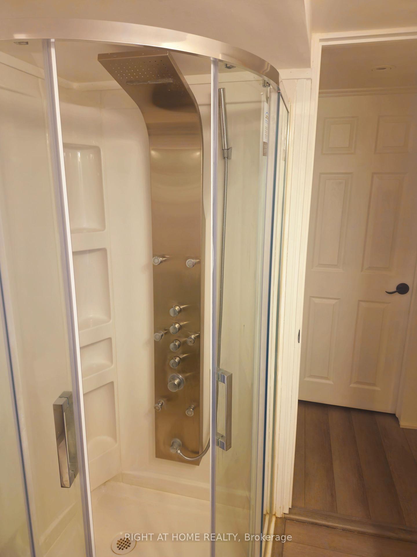 310 Senlac Rd, Toronto, ON M2R1R1 | 3 Bedroom 3 Bathroom Detached House | Image 28