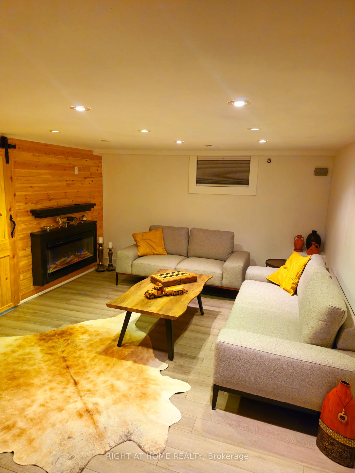 310 Senlac Rd, Toronto, ON M2R1R1 | 3 Bedroom 3 Bathroom Detached House | Image 39