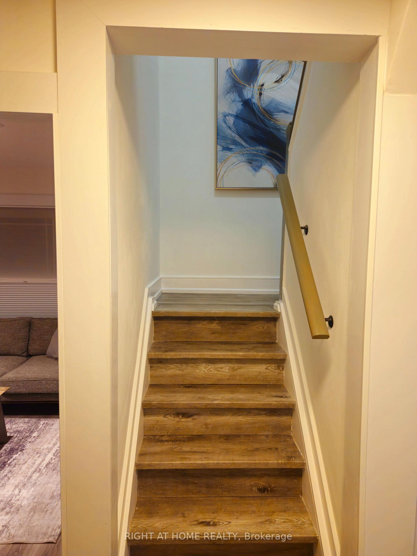 310 Senlac Rd, Toronto, ON M2R1R1 | 3 Bedroom 3 Bathroom Detached House | Image 8