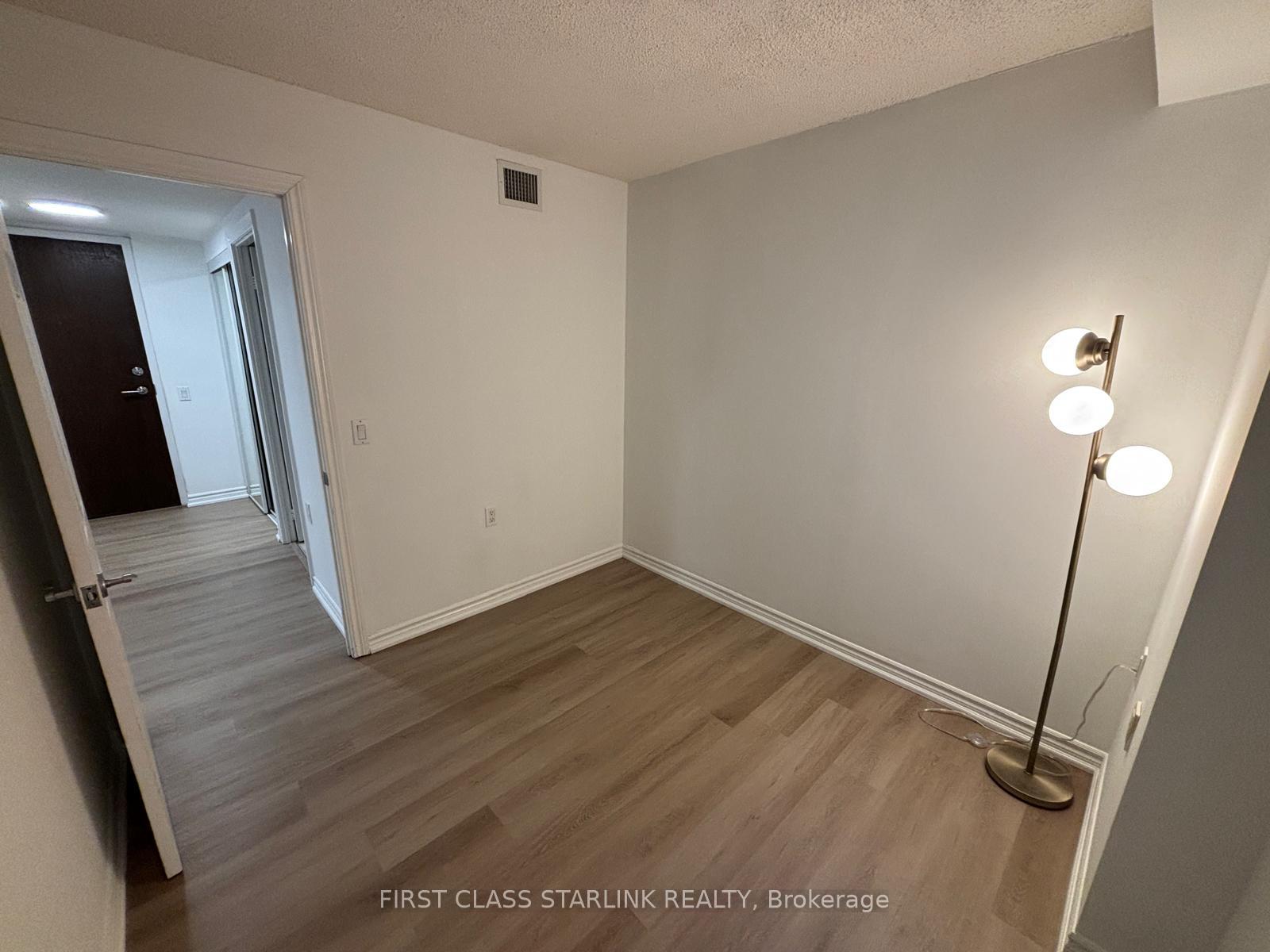 #302 - 388 Bloor St E, Toronto, ON M4W3W9 | 2 Bedroom 2 Bathroom Condo Apt | Image 10