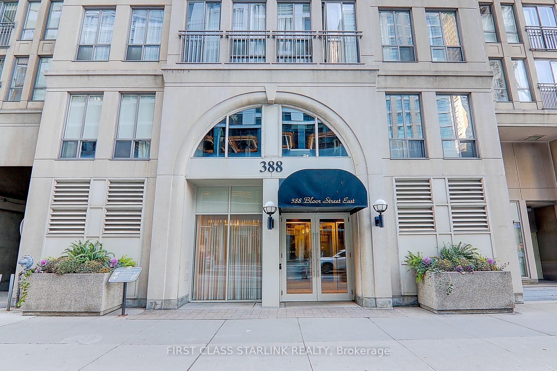 #302 - 388 Bloor St E, Toronto, ON M4W3W9 | 2 Bedroom 2 Bathroom Condo Apt | Image 2