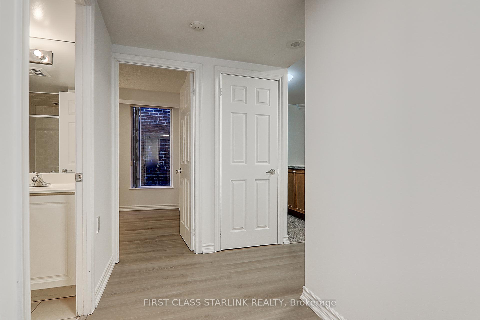 #302 - 388 Bloor St E, Toronto, ON M4W3W9 | 2 Bedroom 2 Bathroom Condo Apt | Image 6