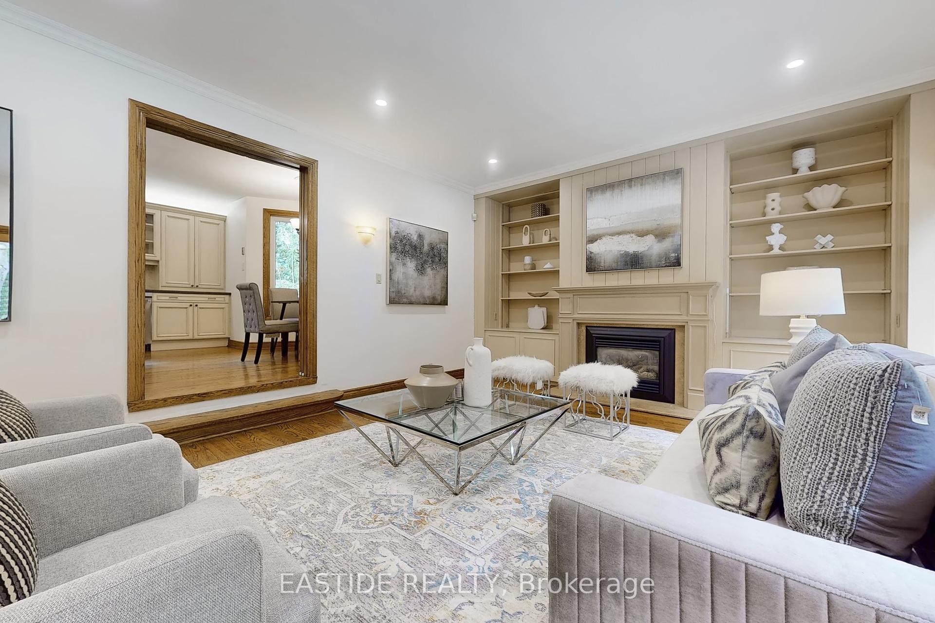 54 Plymbridge Rd, Toronto, ON M2P1A3 | 4 Bedroom 4 Bathroom Detached House | Image 14