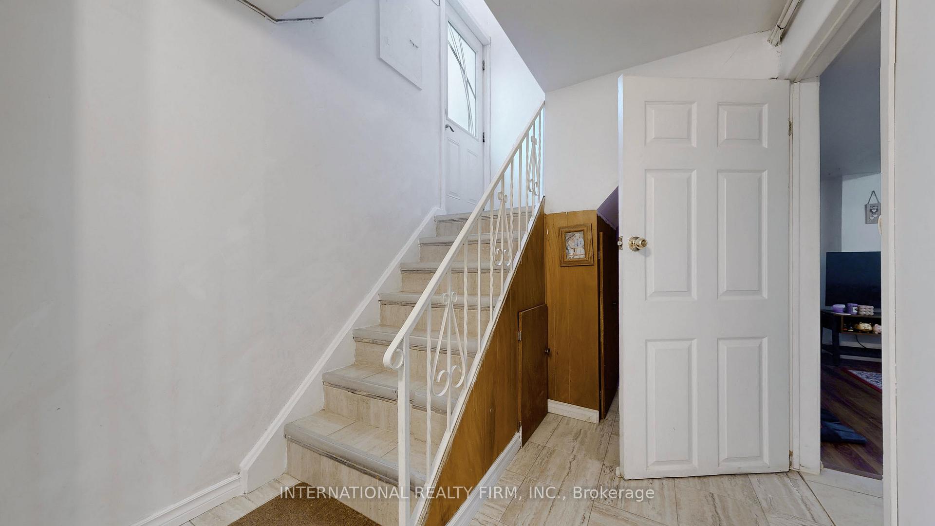188 Pleasant Ave, Toronto, ON M2M1M3 | 3 Bedroom 4 Bathroom Detached House | Image 18