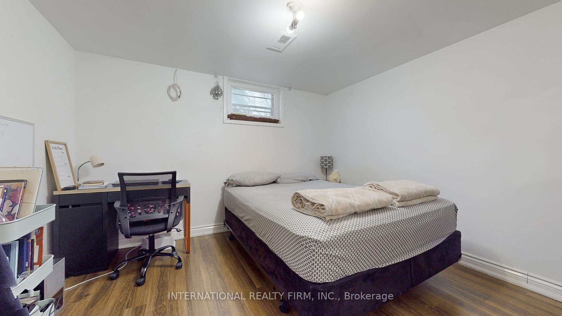188 Pleasant Ave, Toronto, ON M2M1M3 | 3 Bedroom 4 Bathroom Detached House | Image 22