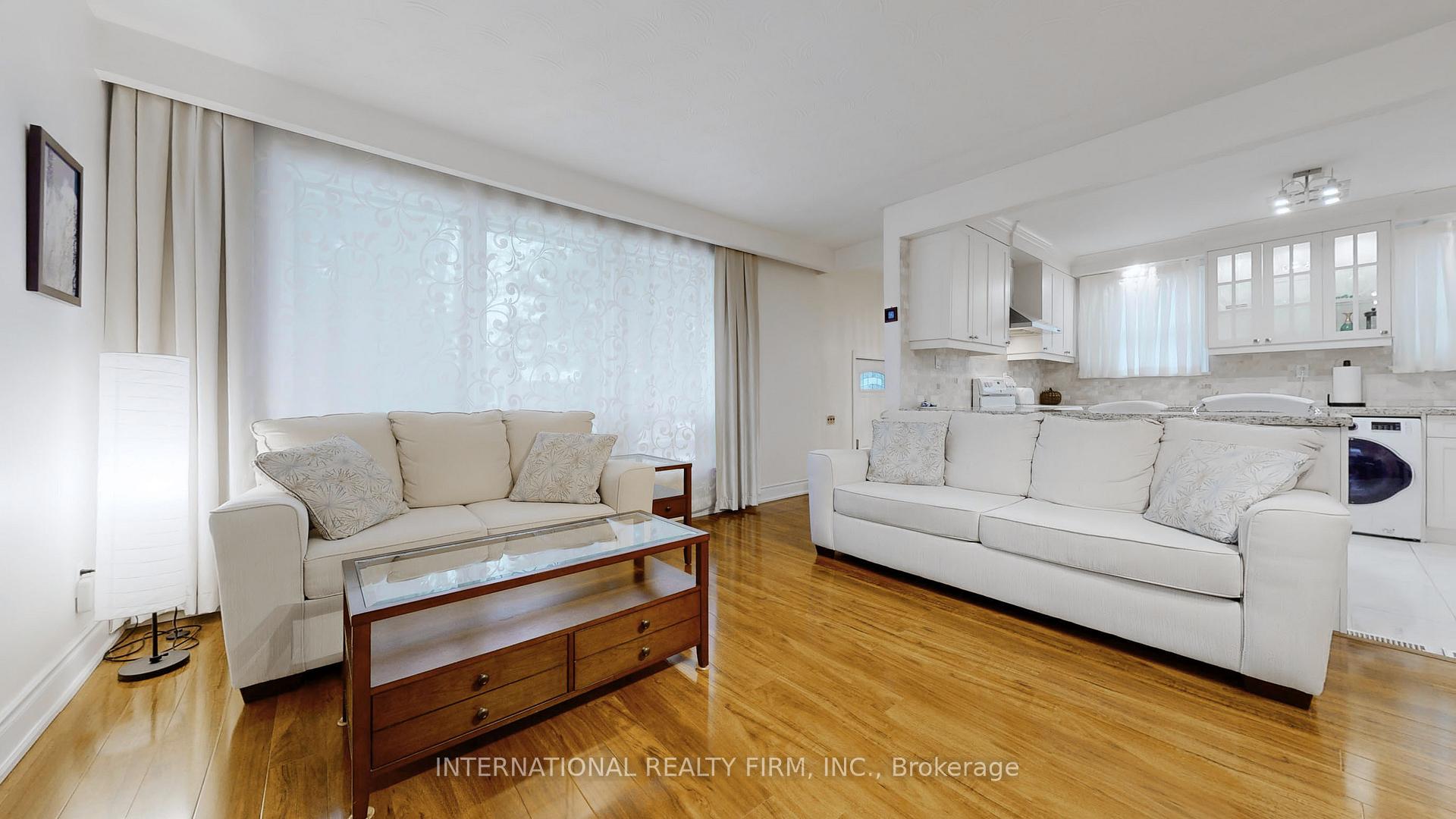 188 Pleasant Ave, Toronto, ON M2M1M3 | 3 Bedroom 4 Bathroom Detached House | Image 4