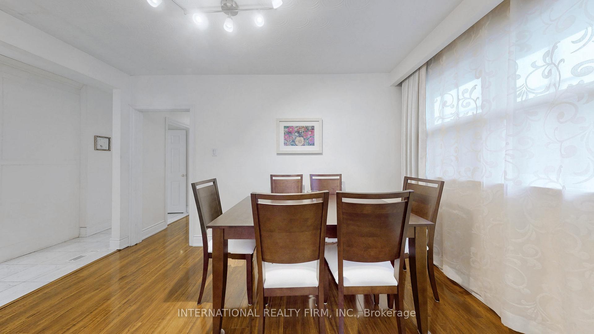 188 Pleasant Ave, Toronto, ON M2M1M3 | 3 Bedroom 4 Bathroom Detached House | Image 5