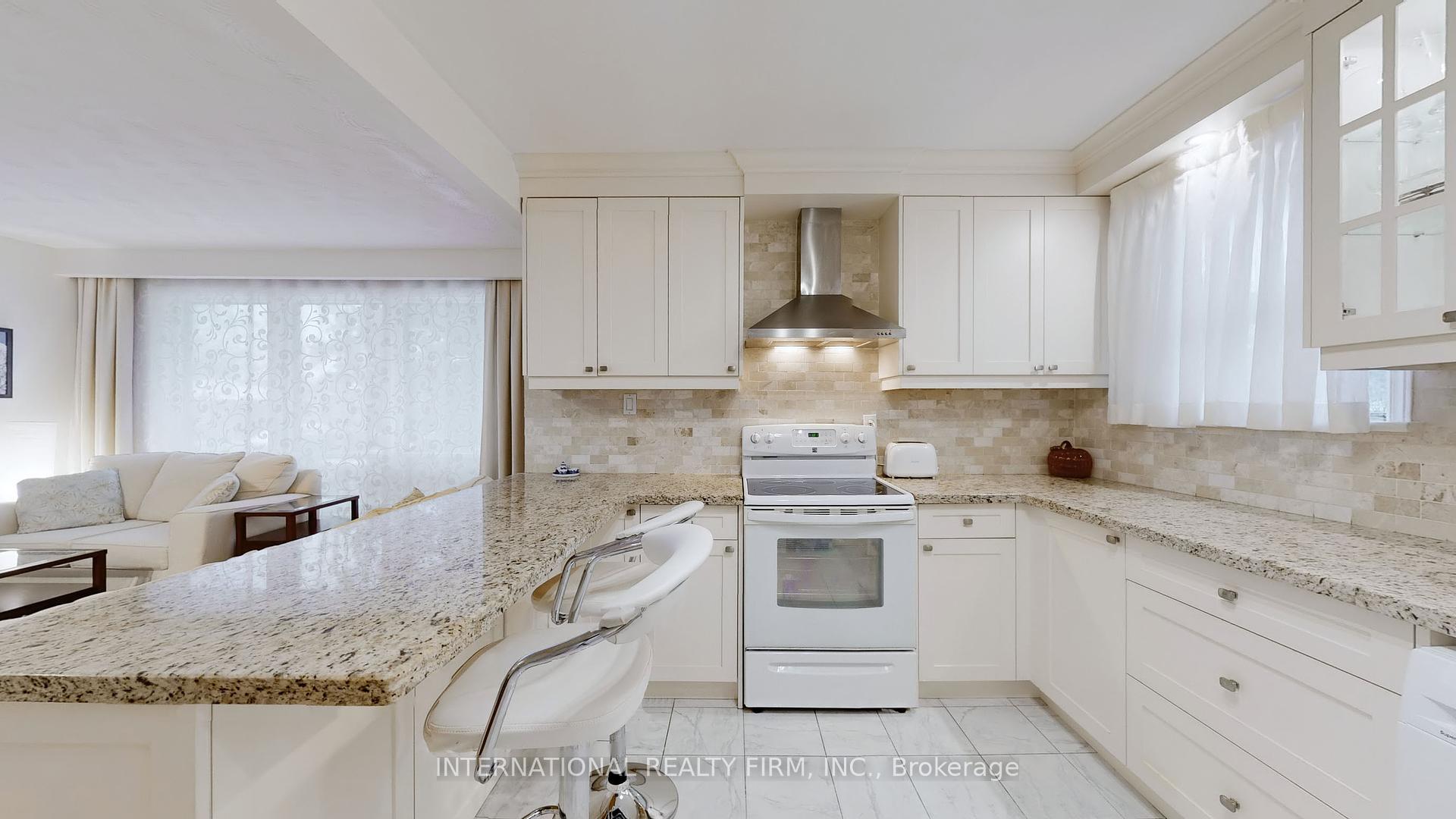 188 Pleasant Ave, Toronto, ON M2M1M3 | 3 Bedroom 4 Bathroom Detached House | Image 7