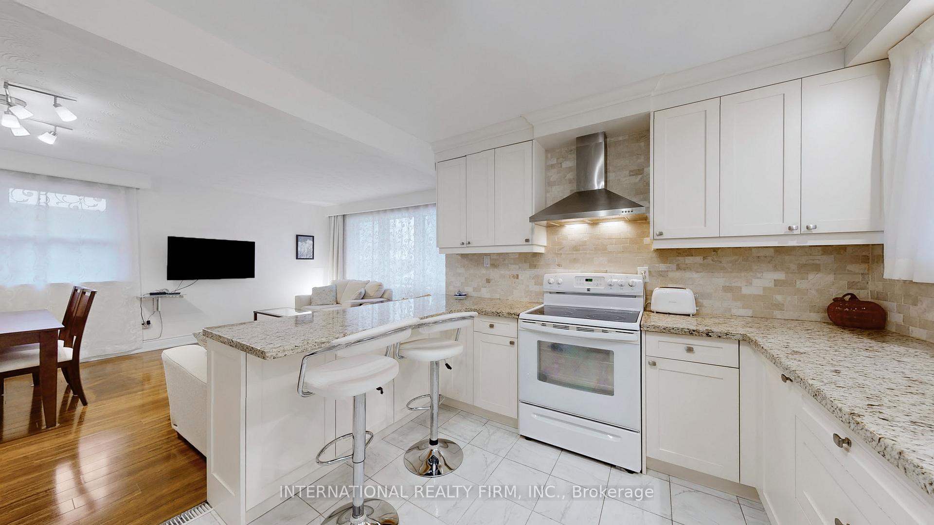 188 Pleasant Ave, Toronto, ON M2M1M3 | 3 Bedroom 4 Bathroom Detached House | Image 8
