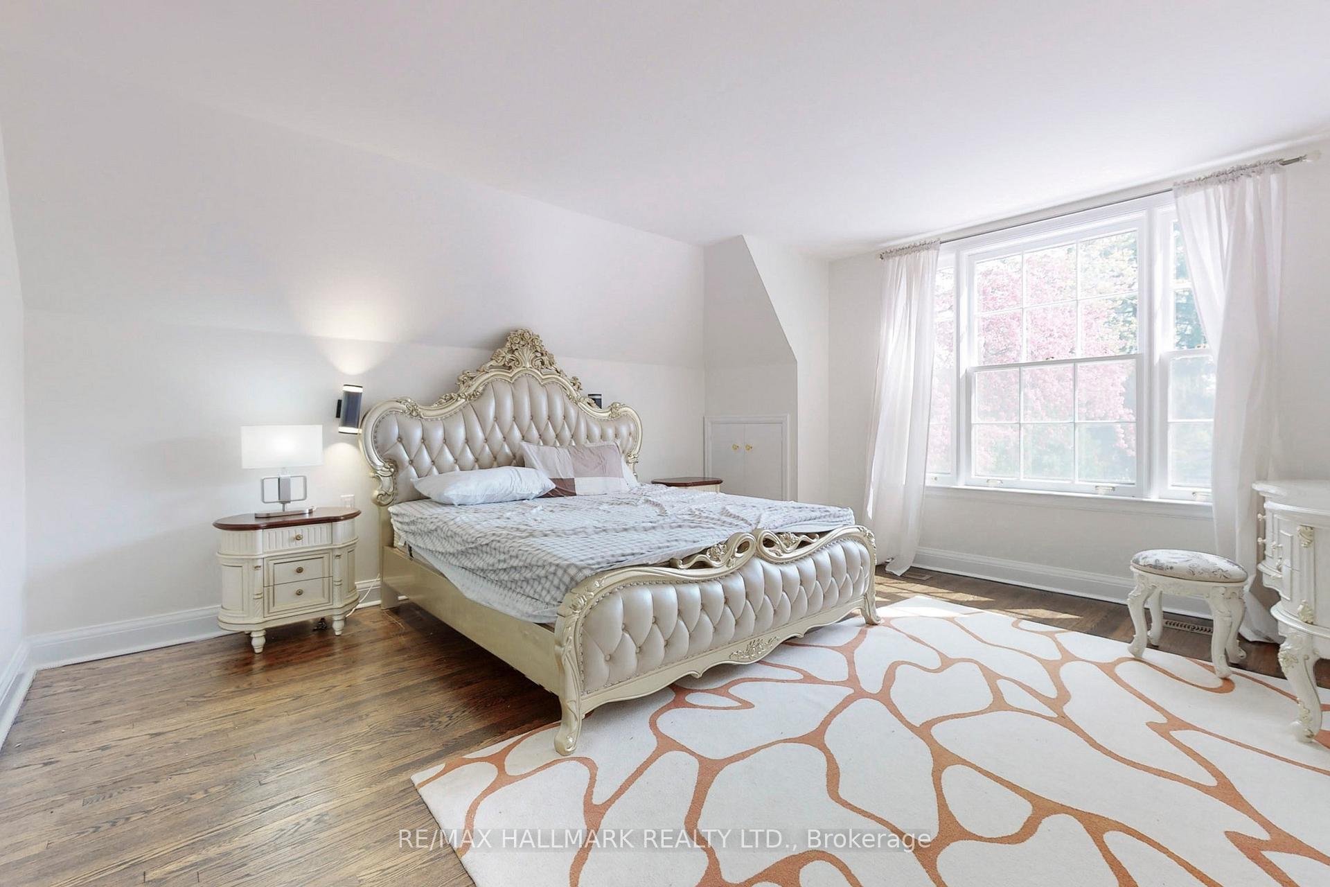 7 Gerald St, Toronto, ON M2L2M4 | 4 Bedroom 4 Bathroom Detached House | Image 13