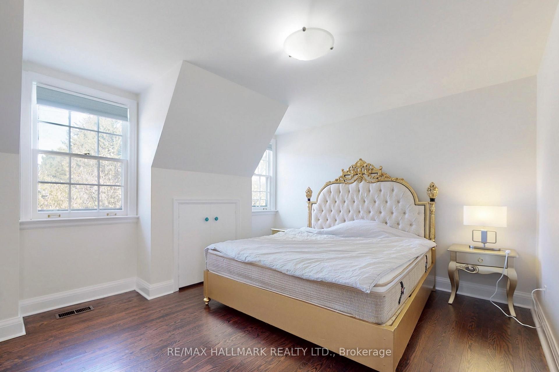 7 Gerald St, Toronto, ON M2L2M4 | 4 Bedroom 4 Bathroom Detached House | Image 18