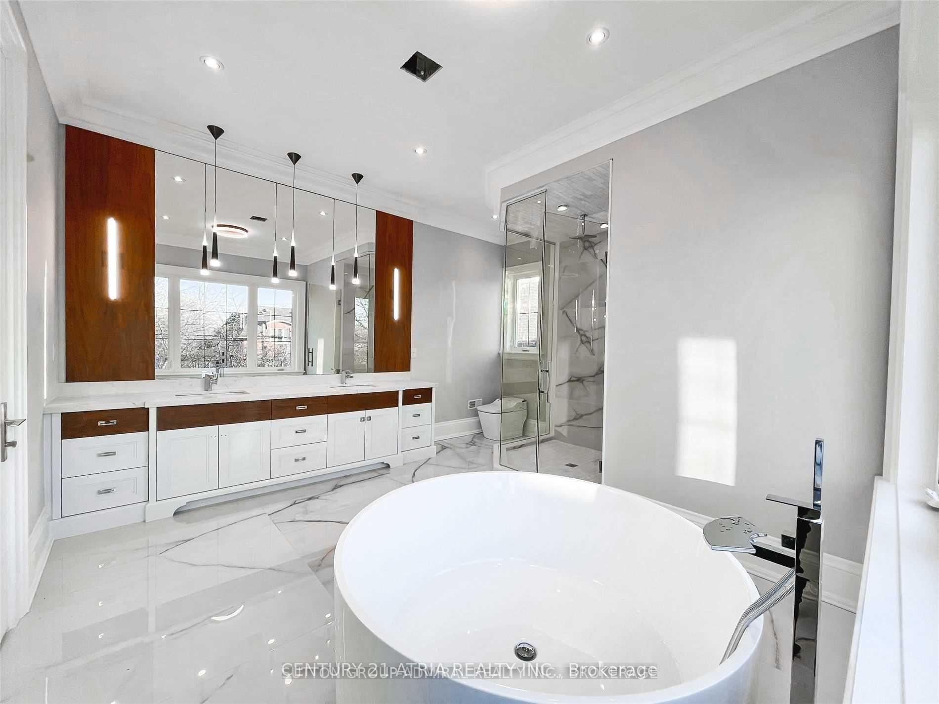 386 Connaught Ave, Toronto, ON M2R2M2 | 4 Bedroom 7 Bathroom Detached House | Image 18