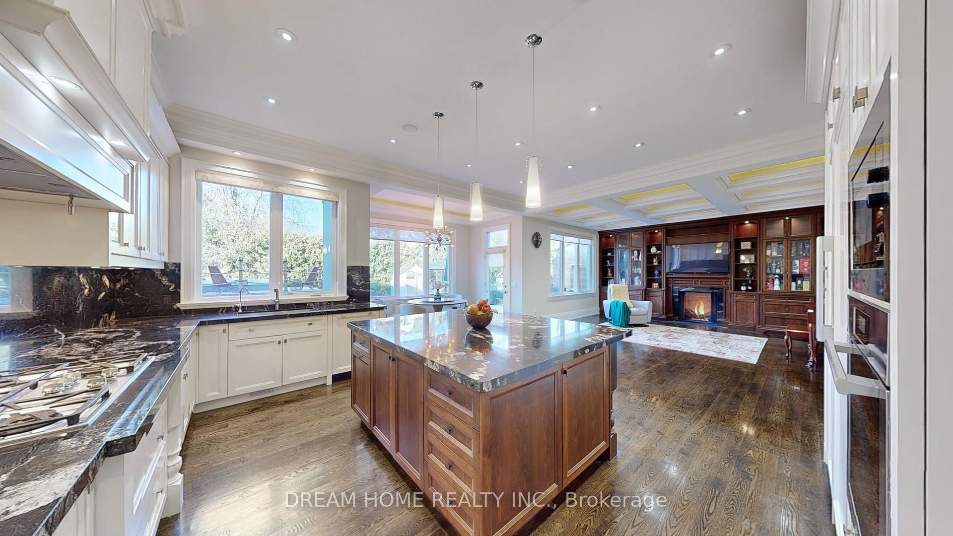 276 Dunview Ave, Toronto, ON M2N4J5 | 4 Bedroom 7 Bathroom Detached House | Image 11