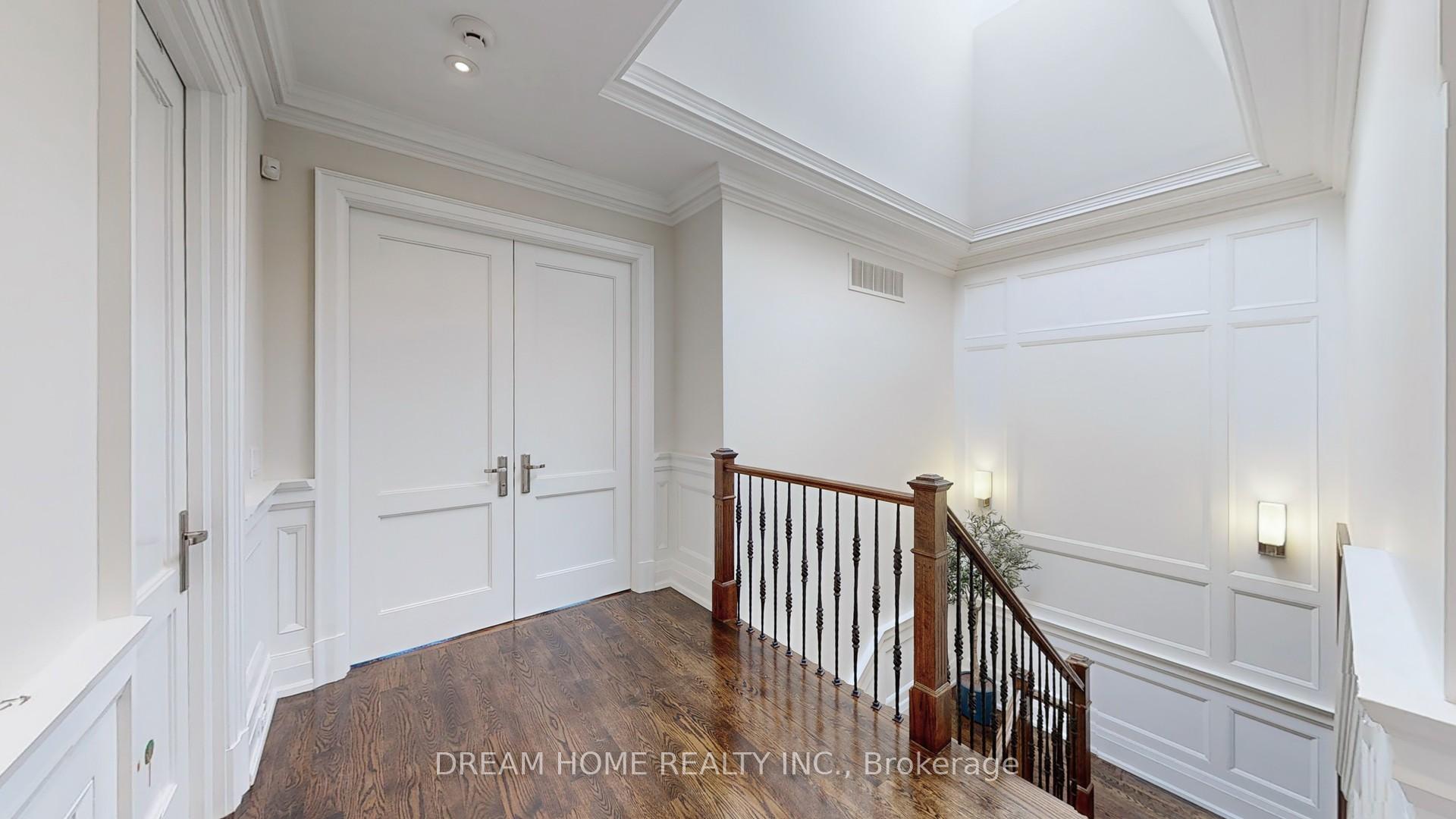 276 Dunview Ave, Toronto, ON M2N4J5 | 4 Bedroom 7 Bathroom Detached House | Image 16