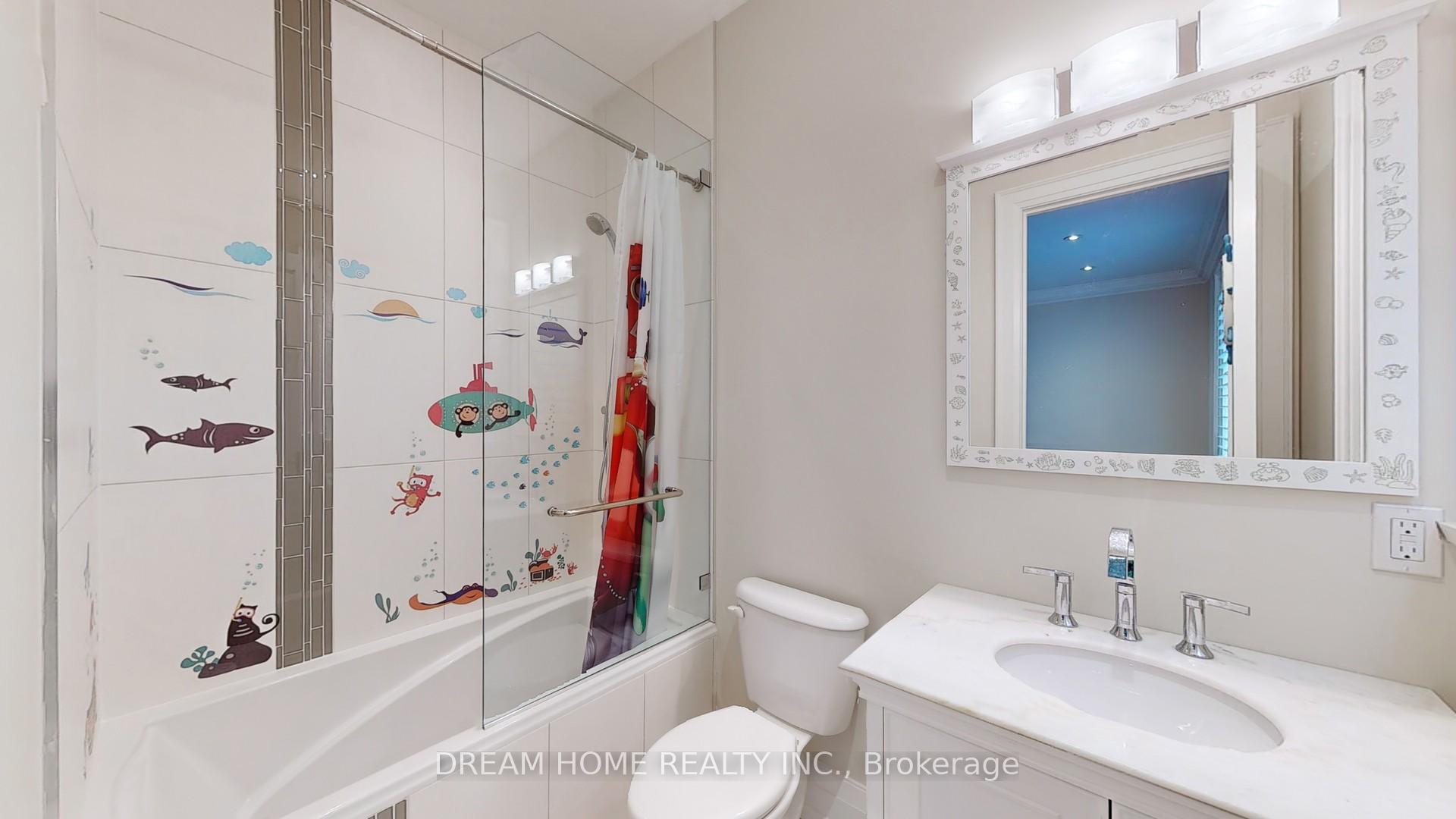 276 Dunview Ave, Toronto, ON M2N4J5 | 4 Bedroom 7 Bathroom Detached House | Image 26