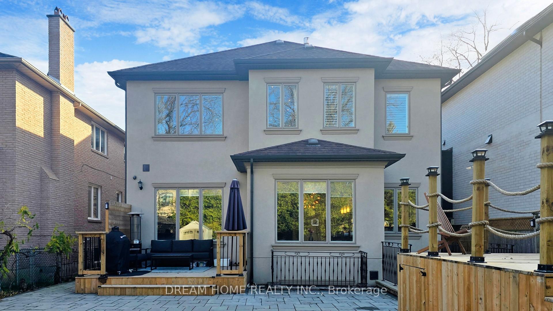 276 Dunview Ave, Toronto, ON M2N4J5 | 4 Bedroom 7 Bathroom Detached House | Image 36