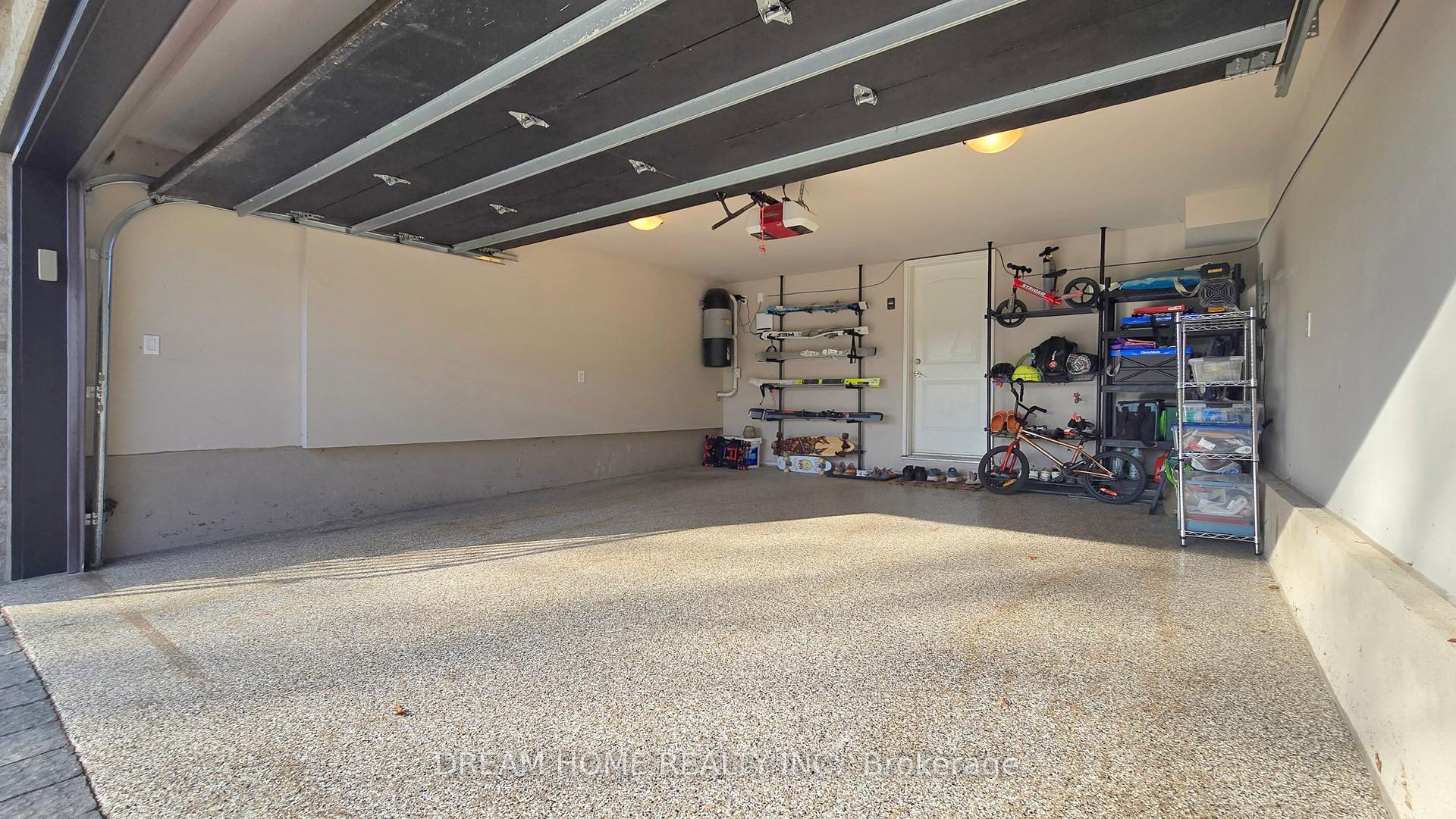 276 Dunview Ave, Toronto, ON M2N4J5 | 4 Bedroom 7 Bathroom Detached House | Image 40