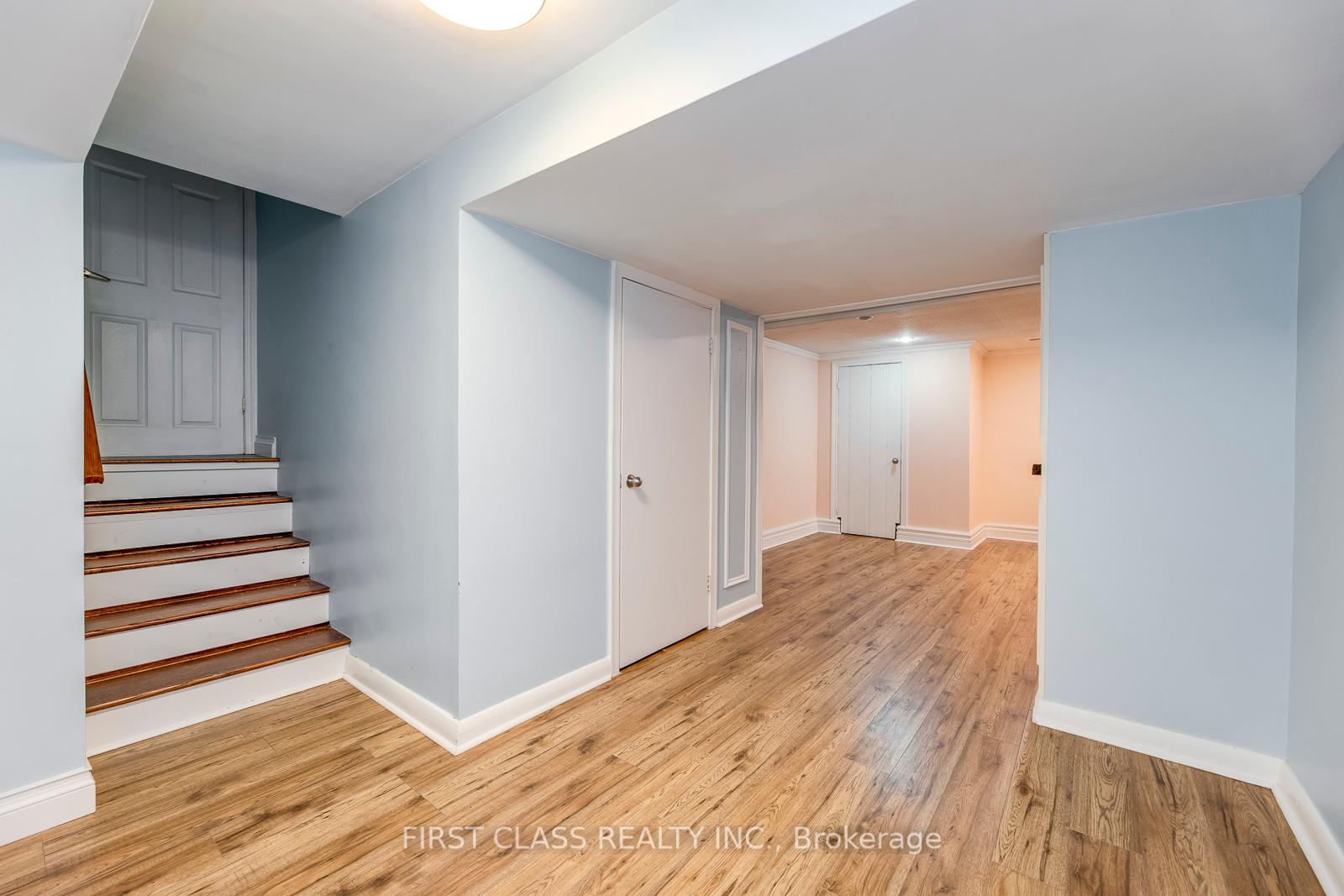 25 Whittaker Cres, Toronto, ON M2K1K7 | 4 Bedroom 3 Bathroom Detached House | Image 25