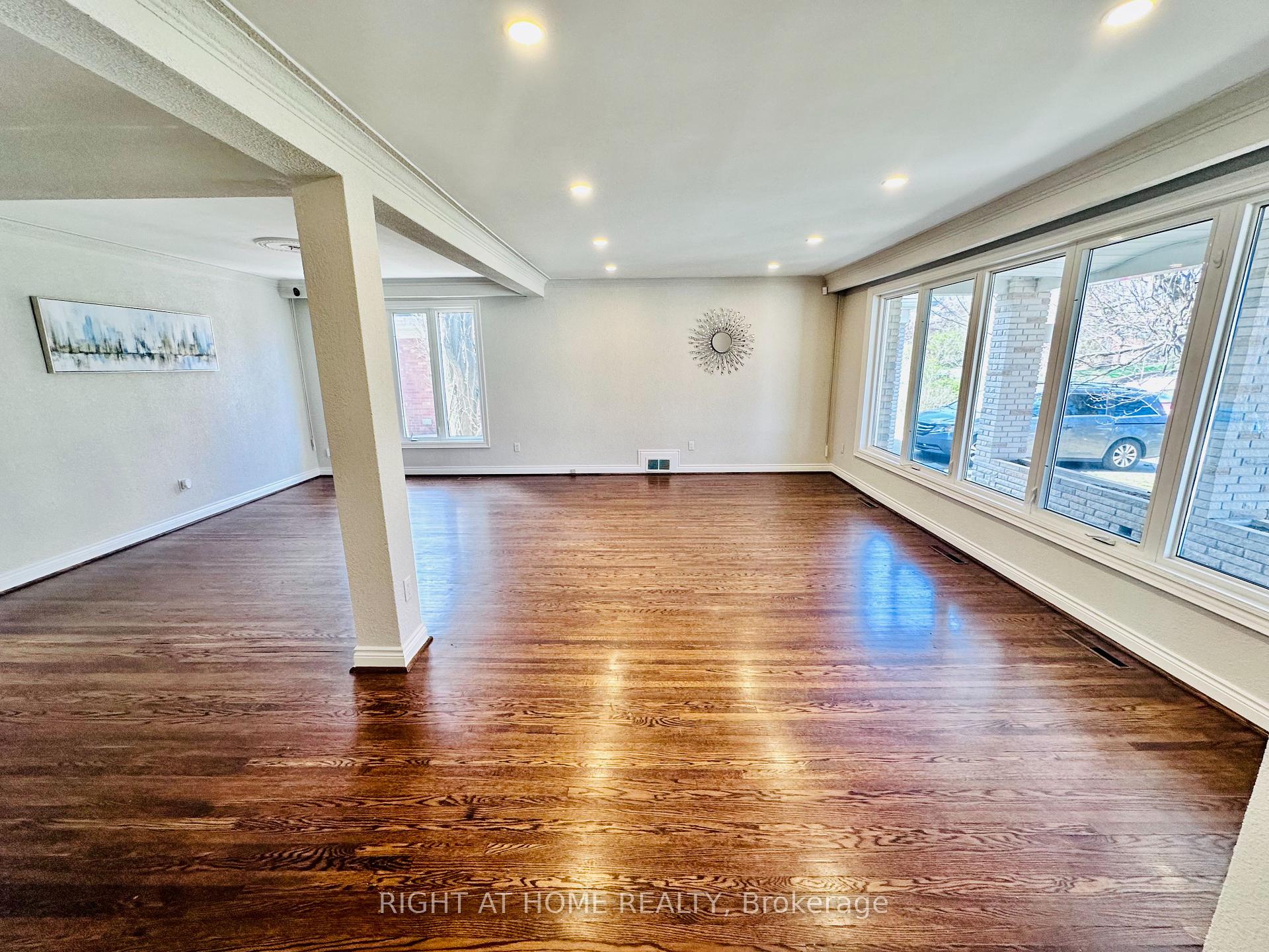 23 Christine Cres, Toronto, ON M2R1A4 | 4 Bedroom 4 Bathroom Detached House | Image 14