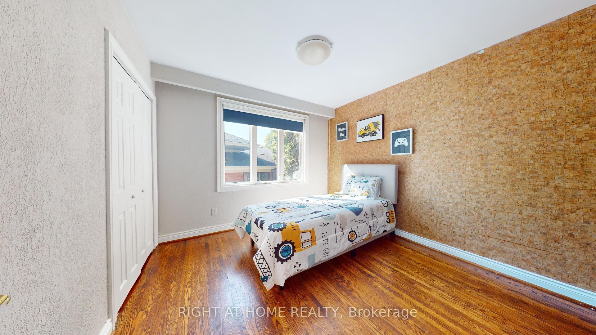 23 Christine Cres, Toronto, ON M2R1A4 | 4 Bedroom 4 Bathroom Detached House | Image 17