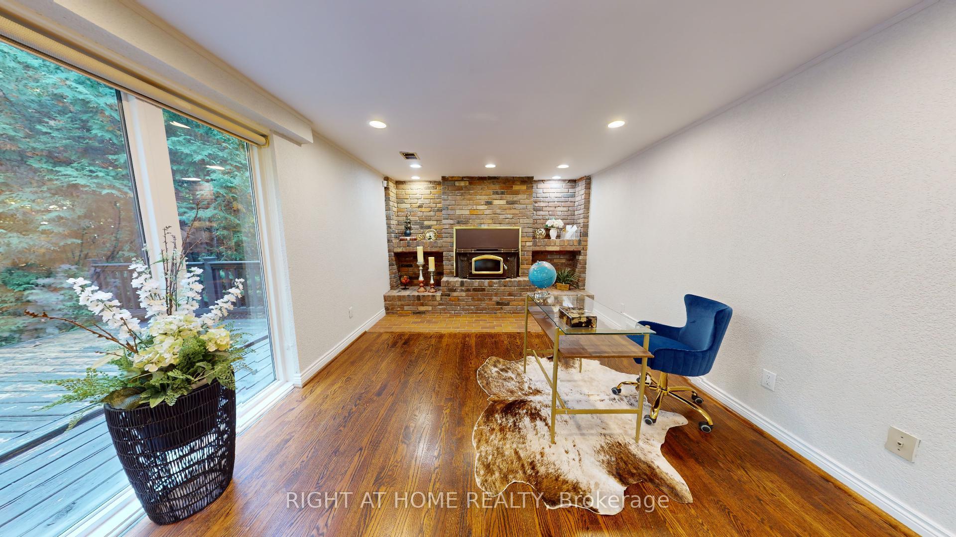 23 Christine Cres, Toronto, ON M2R1A4 | 4 Bedroom 4 Bathroom Detached House | Image 20