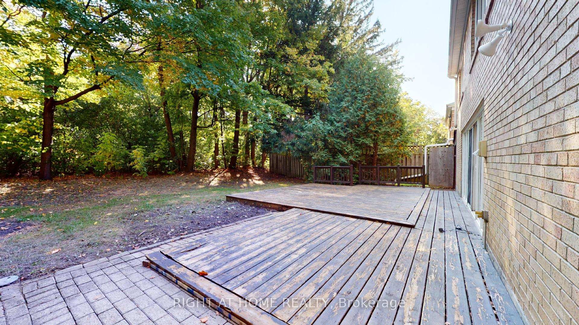 23 Christine Cres, Toronto, ON M2R1A4 | 4 Bedroom 4 Bathroom Detached House | Image 21