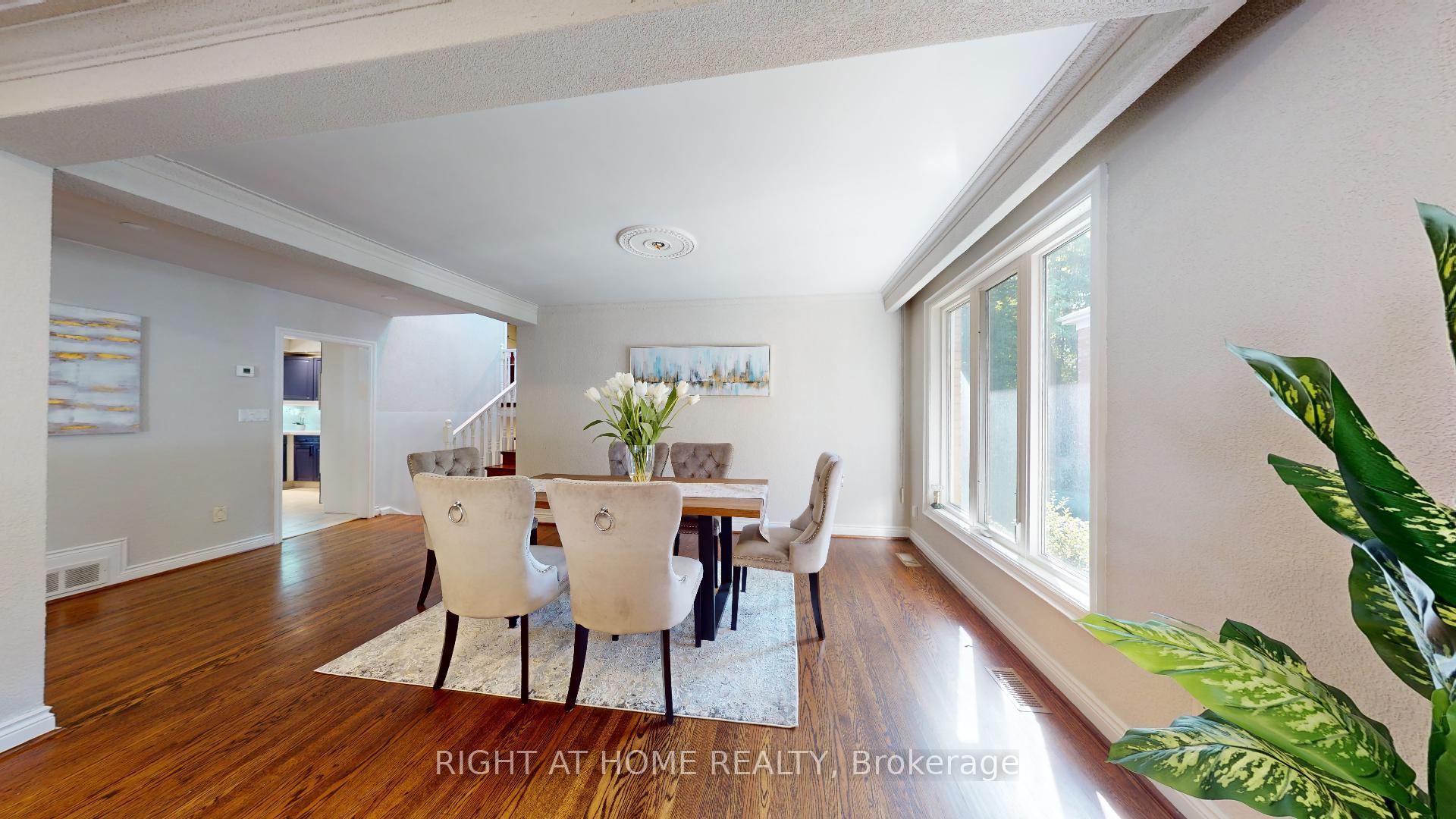23 Christine Cres, Toronto, ON M2R1A4 | 4 Bedroom 4 Bathroom Detached House | Image 5