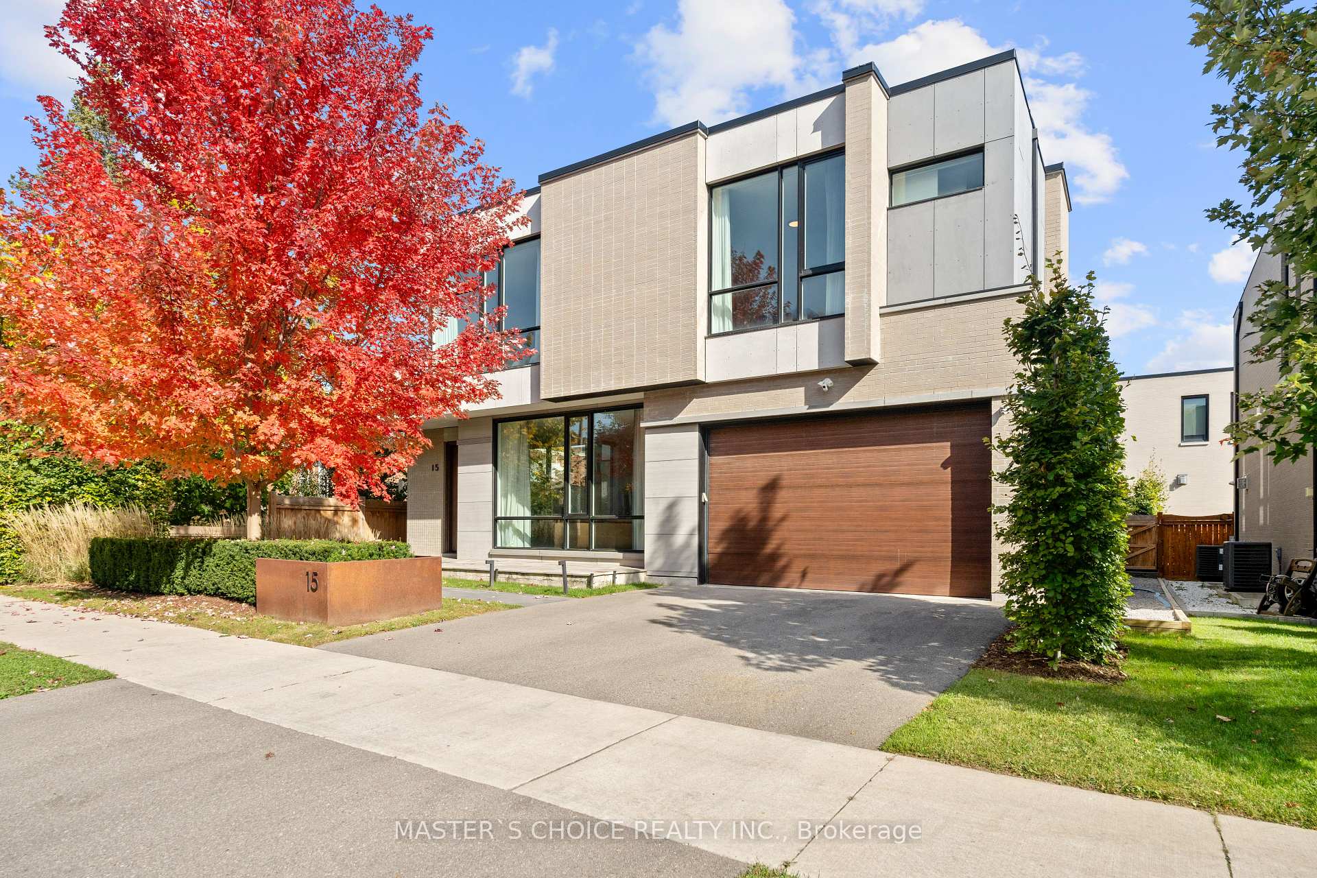 15 Fairmeadow Ave, Toronto, ON M2P0A5 | 4 Bedroom 6 Bathroom Detached House | Image 1