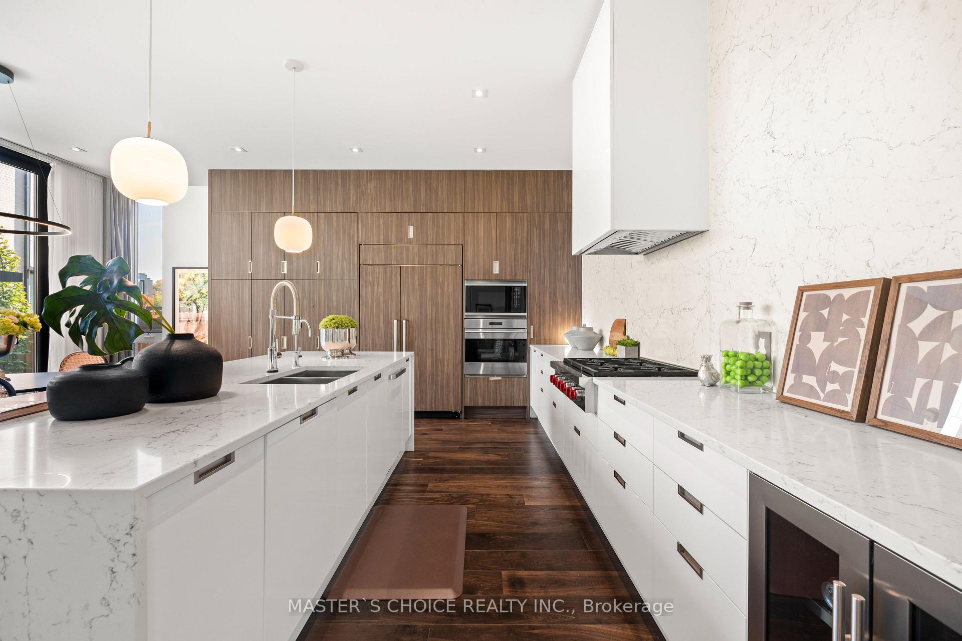 15 Fairmeadow Ave, Toronto, ON M2P0A5 | 4 Bedroom 6 Bathroom Detached House | Image 12