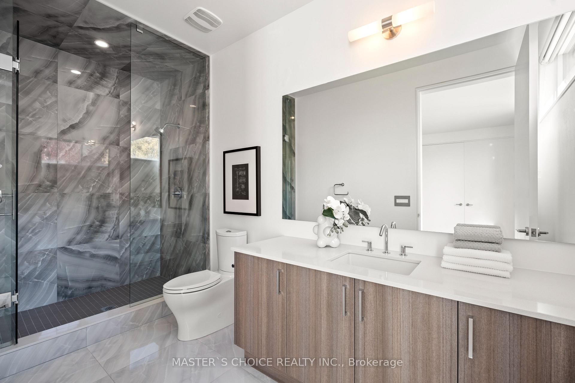 15 Fairmeadow Ave, Toronto, ON M2P0A5 | 4 Bedroom 6 Bathroom Detached House | Image 27