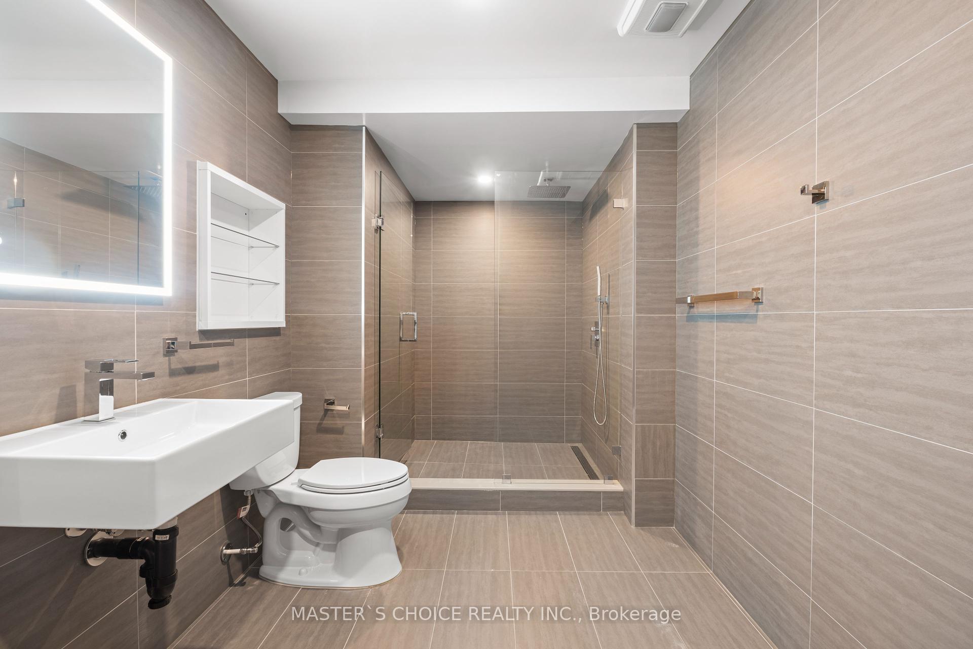 15 Fairmeadow Ave, Toronto, ON M2P0A5 | 4 Bedroom 6 Bathroom Detached House | Image 31