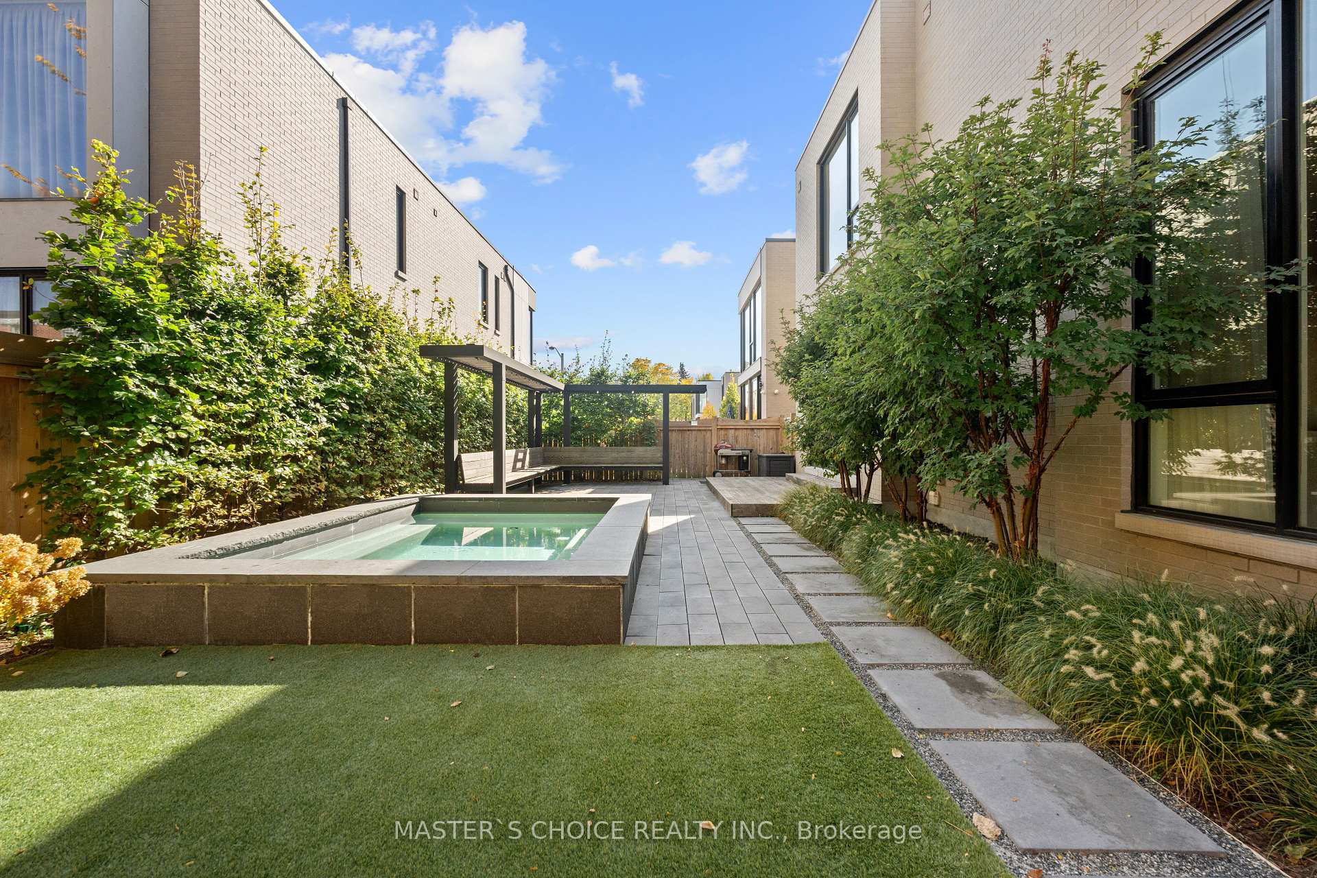 15 Fairmeadow Ave, Toronto, ON M2P0A5 | 4 Bedroom 6 Bathroom Detached House | Image 34