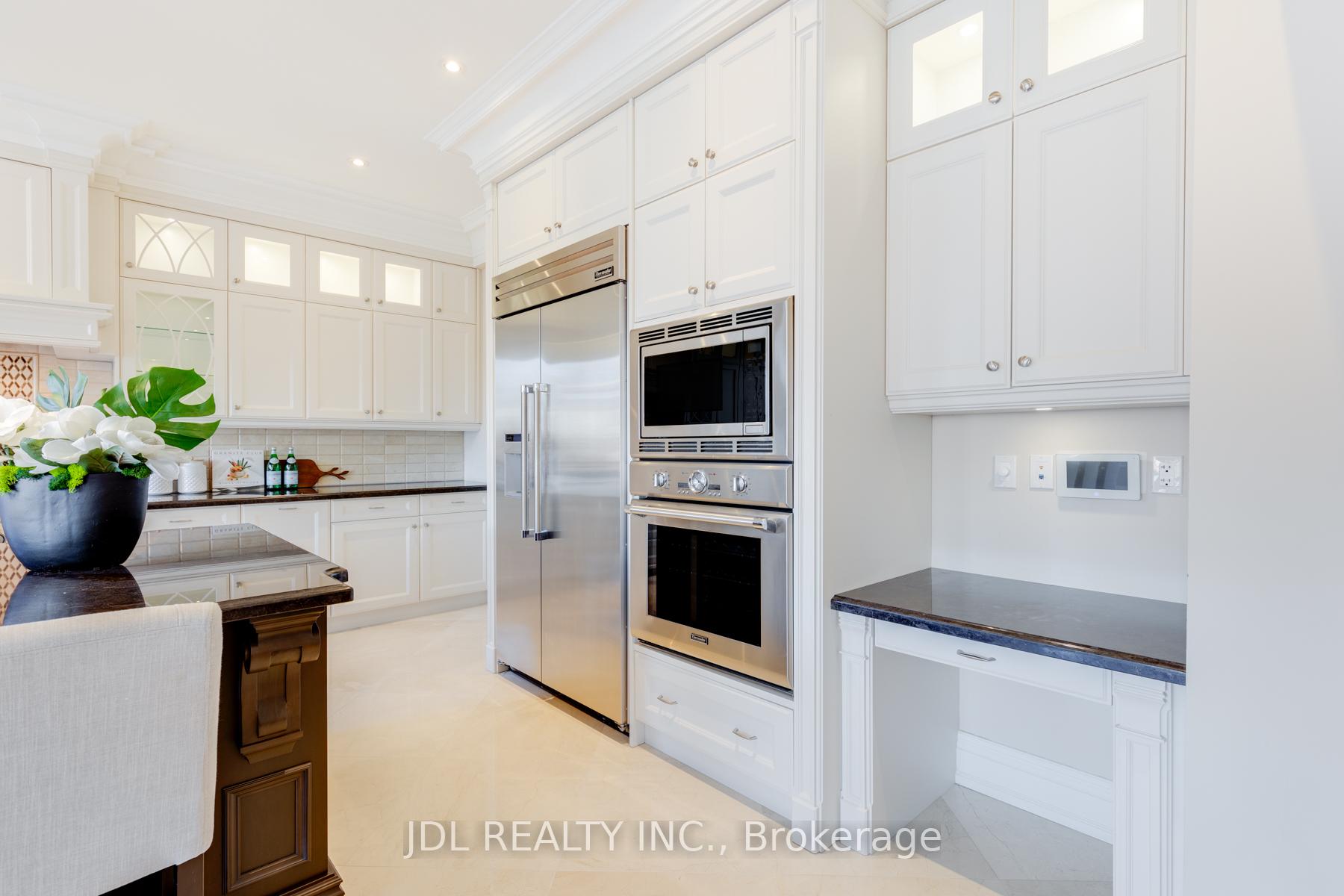 248 Holmes Ave, Toronto, ON M2N4N1 | 4 Bedroom 7 Bathroom Detached House | Image 17