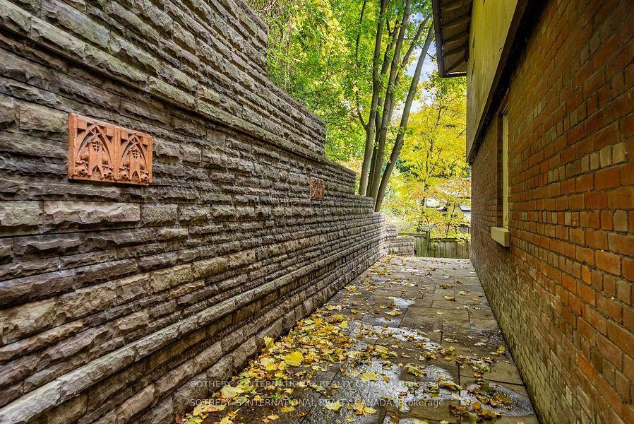 56 Roxborough Dr, Toronto, ON M4W1X1 | 4 Bedroom 3 Bathroom Detached House | Image 2