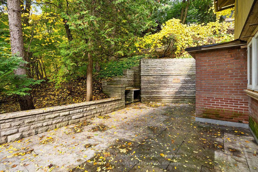 56 Roxborough Dr, Toronto, ON M4W1X1 | 4 Bedroom 3 Bathroom Detached House | Image 5