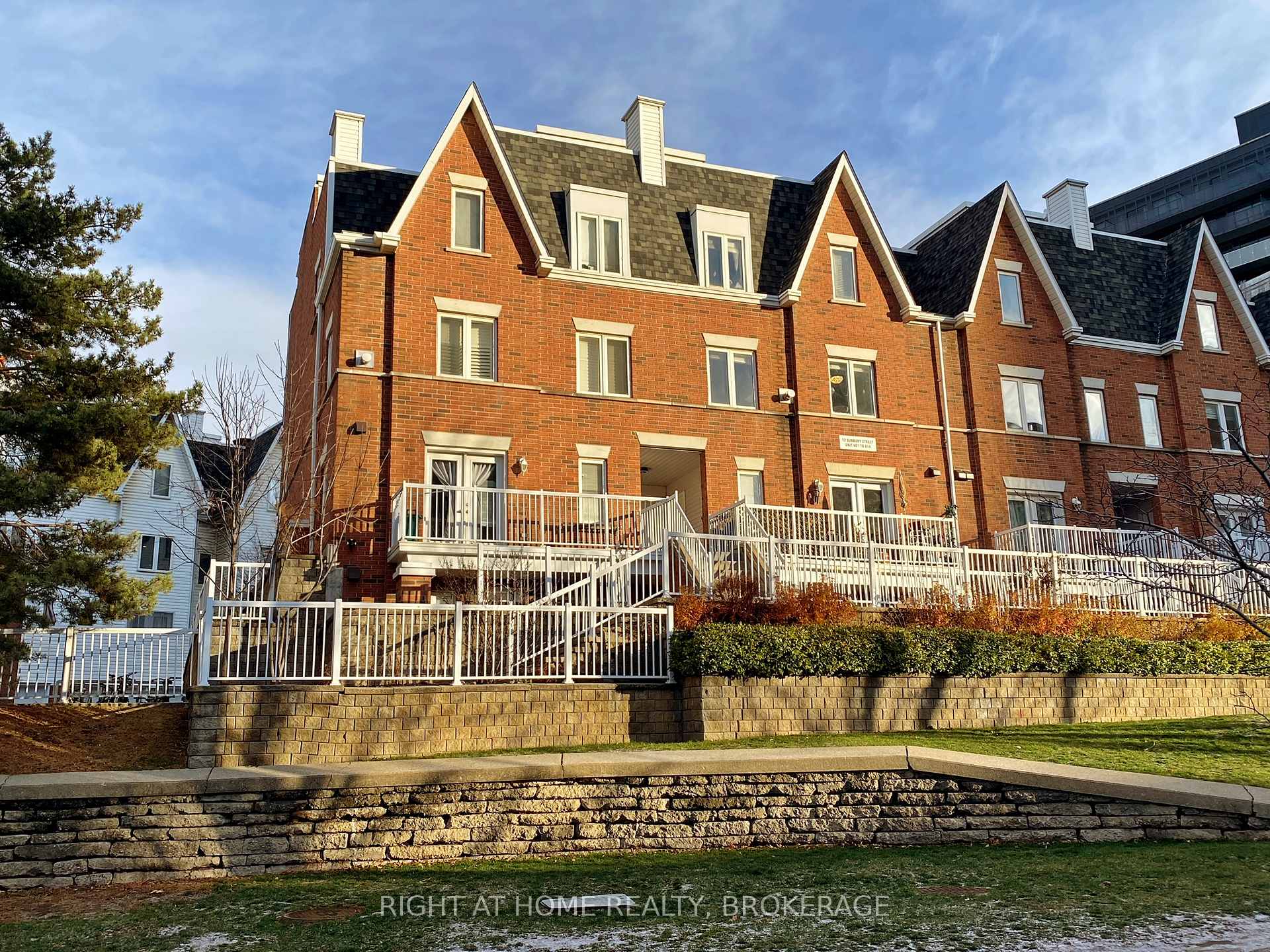 #610 - 12 Sudbury St, Toronto, ON M6J3W7 | 2 Bedroom 2 Bathroom Condo Townhouse | Image 1