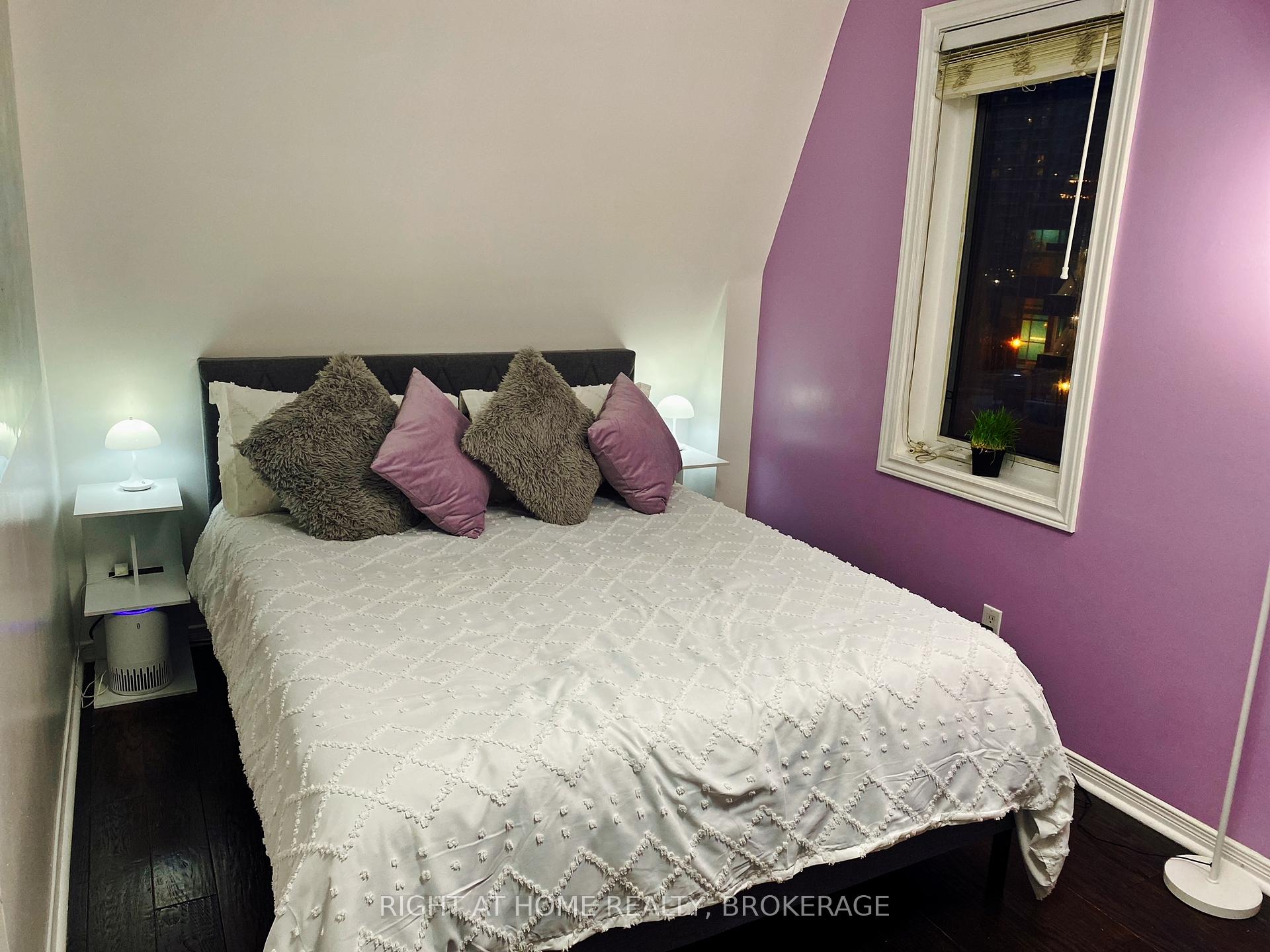 #610 - 12 Sudbury St, Toronto, ON M6J3W7 | 2 Bedroom 2 Bathroom Condo Townhouse | Image 12