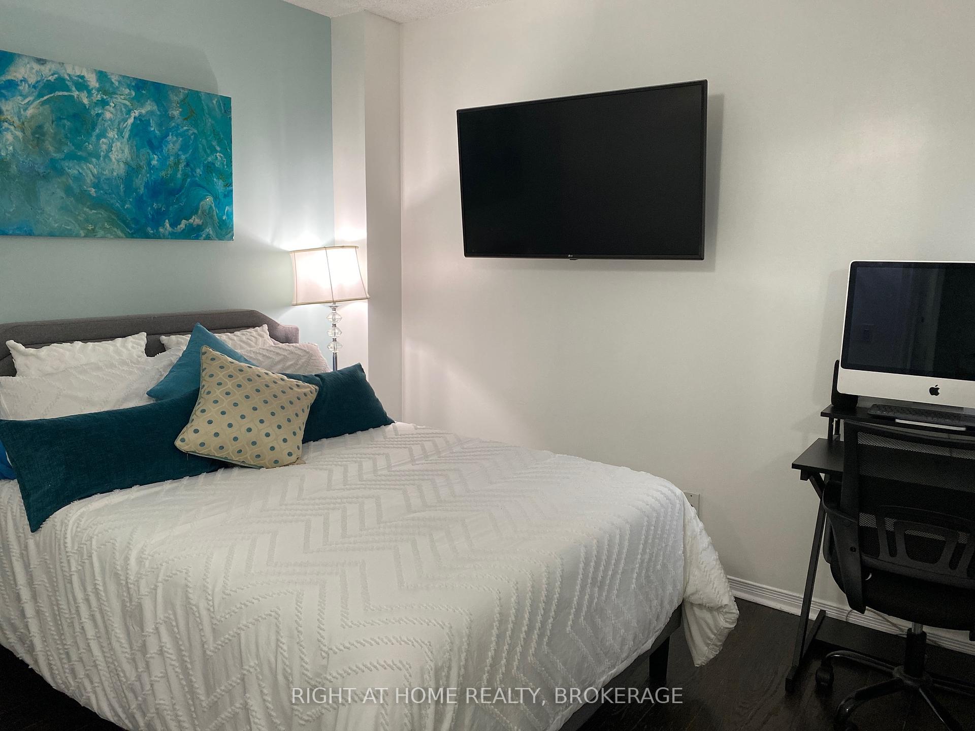 #610 - 12 Sudbury St, Toronto, ON M6J3W7 | 2 Bedroom 2 Bathroom Condo Townhouse | Image 16