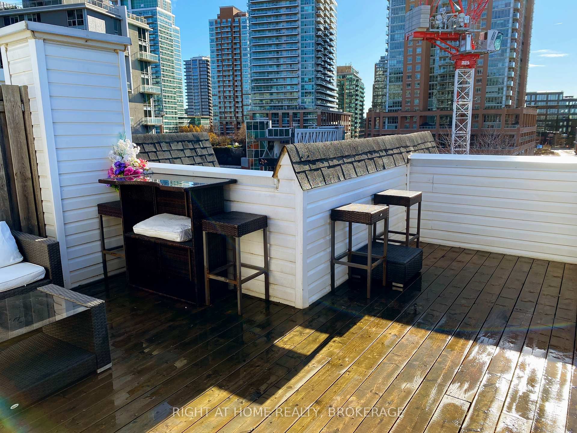 #610 - 12 Sudbury St, Toronto, ON M6J3W7 | 2 Bedroom 2 Bathroom Condo Townhouse | Image 20