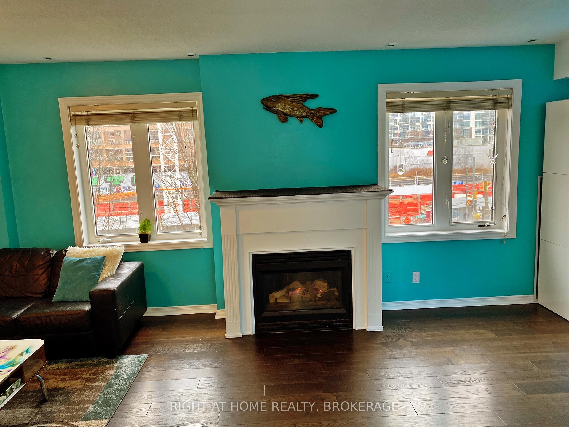 #610 - 12 Sudbury St, Toronto, ON M6J3W7 | 2 Bedroom 2 Bathroom Condo Townhouse | Image 9