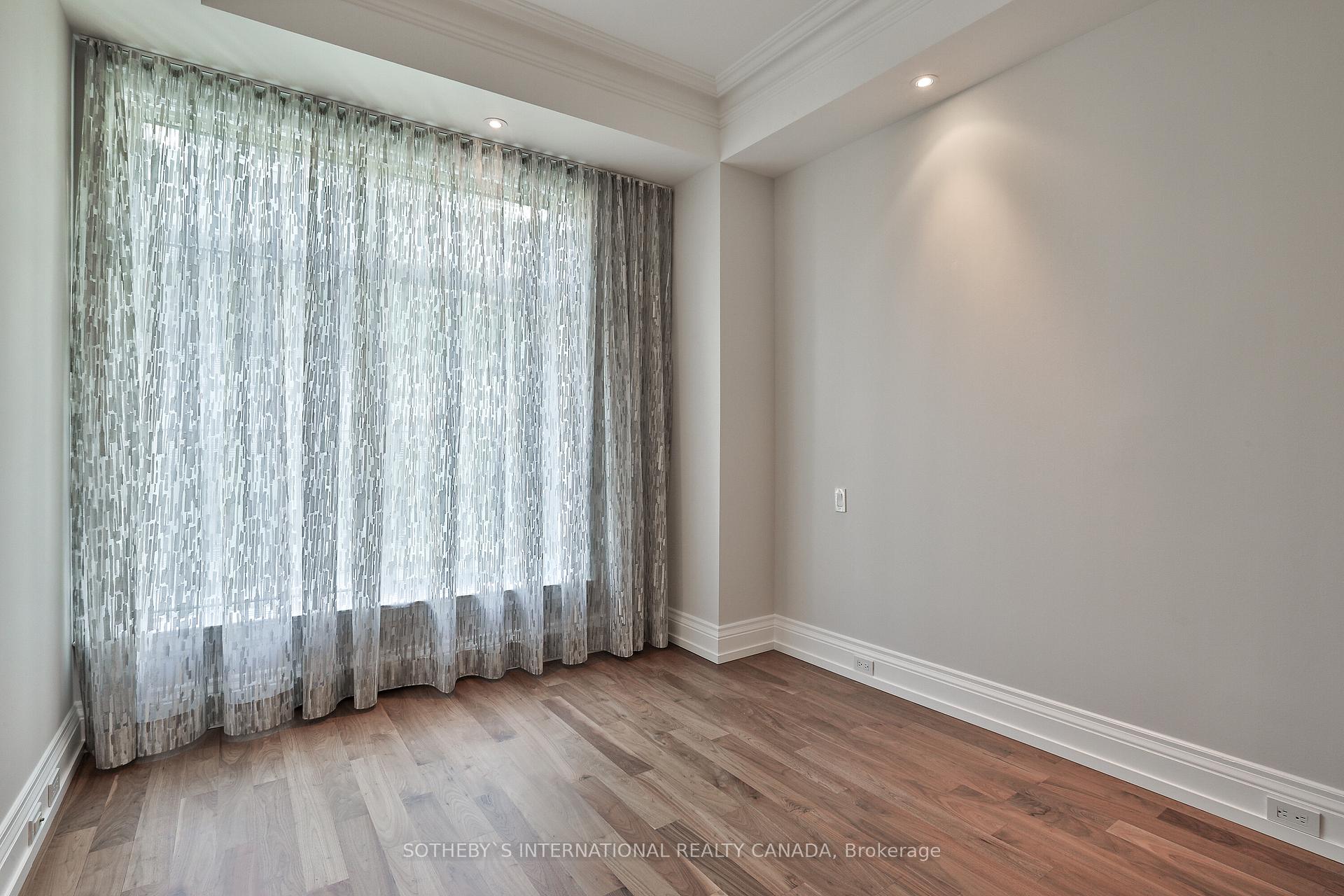 #9C - 1 St Thomas St, Toronto, ON M5S3M5 | 2 Bedroom 3 Bathroom Condo Apt | Image 24