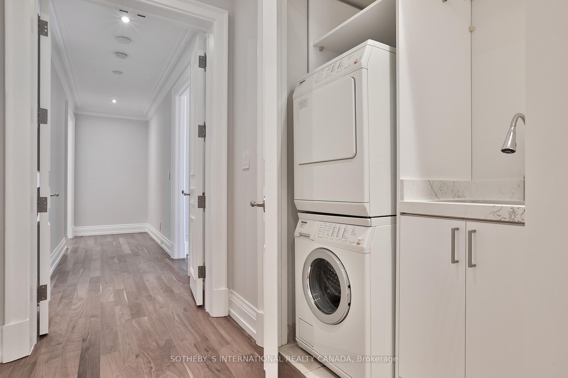 #9C - 1 St Thomas St, Toronto, ON M5S3M5 | 2 Bedroom 3 Bathroom Condo Apt | Image 27