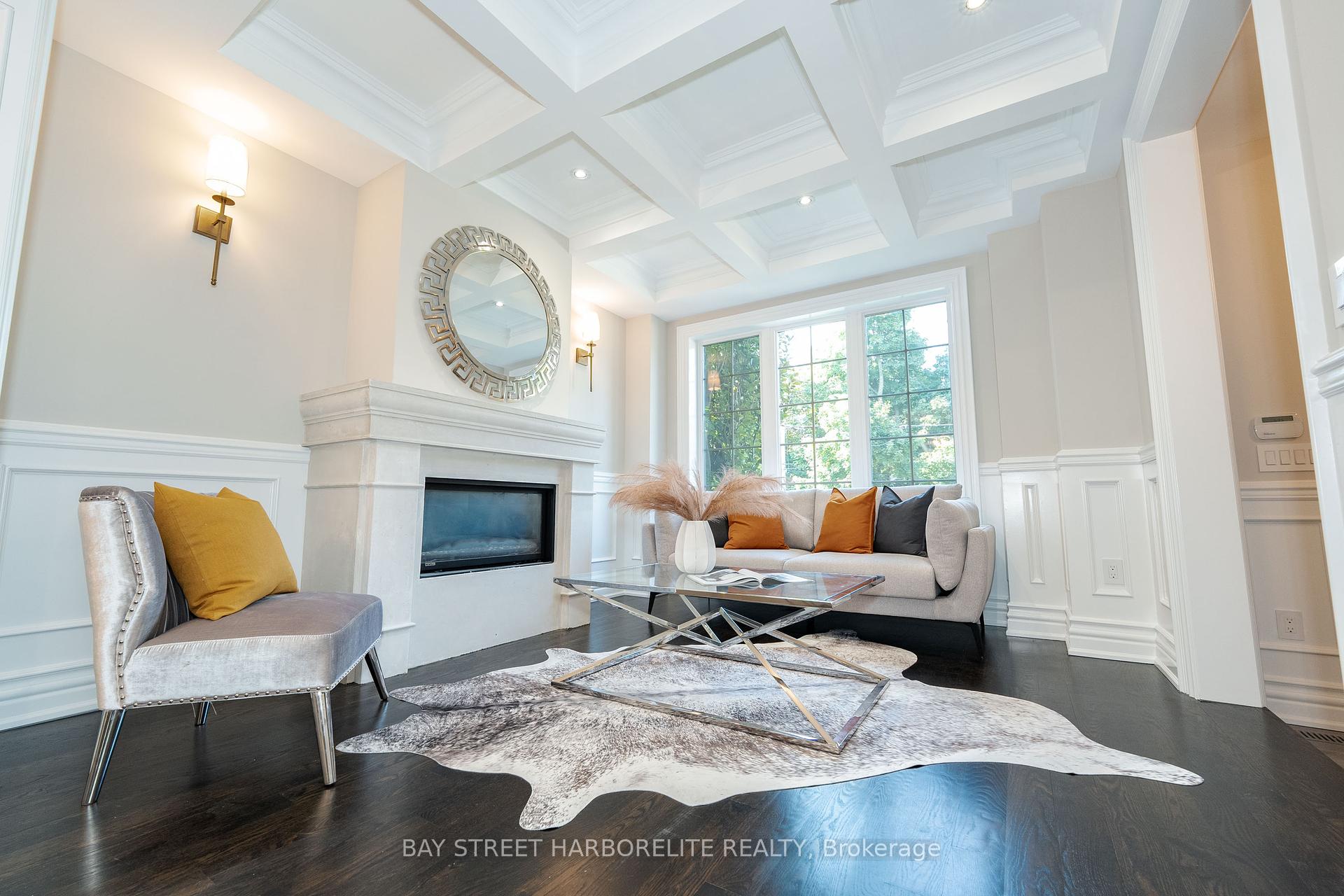 151 Brentcliffe Rd, Toronto, ON M4G3Y7 | 4 Bedroom 5 Bathroom Detached House | Image 10