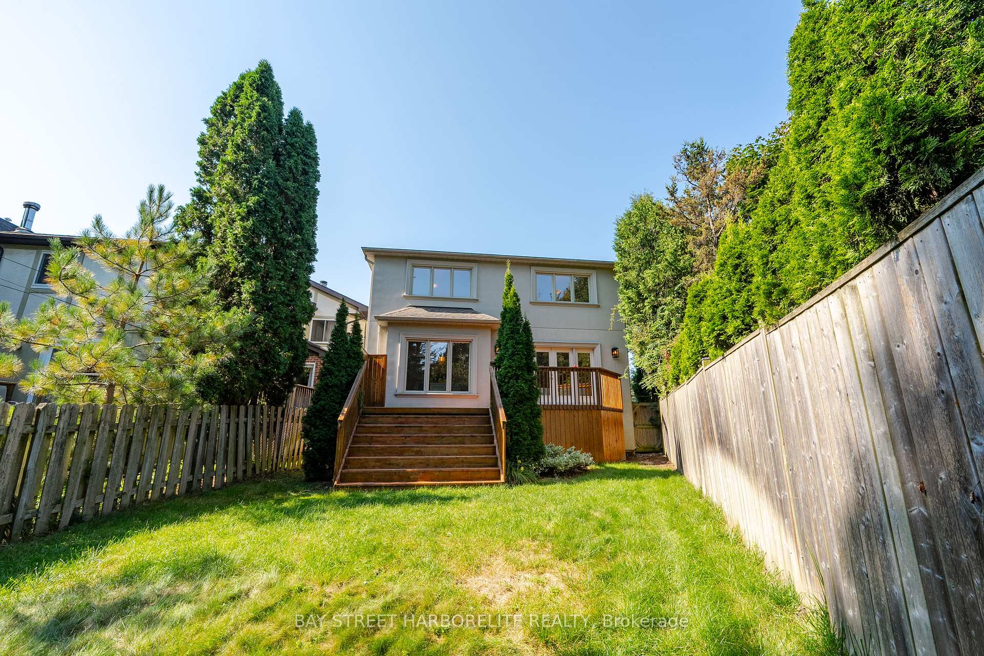 151 Brentcliffe Rd, Toronto, ON M4G3Y7 | 4 Bedroom 5 Bathroom Detached House | Image 32