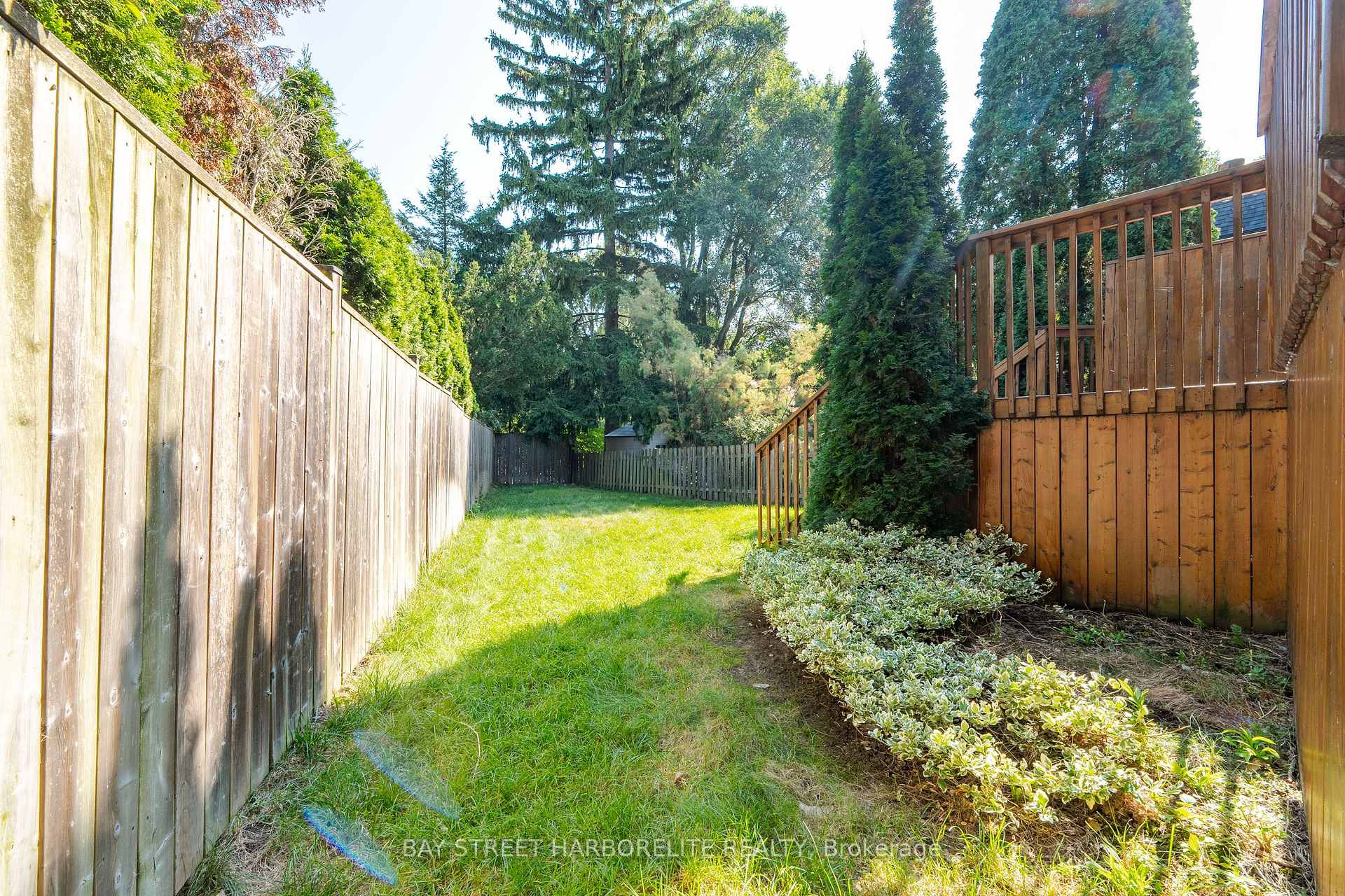 151 Brentcliffe Rd, Toronto, ON M4G3Y7 | 4 Bedroom 5 Bathroom Detached House | Image 33