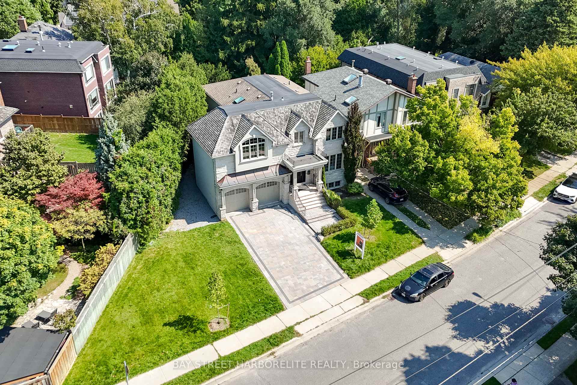 151 Brentcliffe Rd, Toronto, ON M4G3Y7 | 4 Bedroom 5 Bathroom Detached House | Image 34