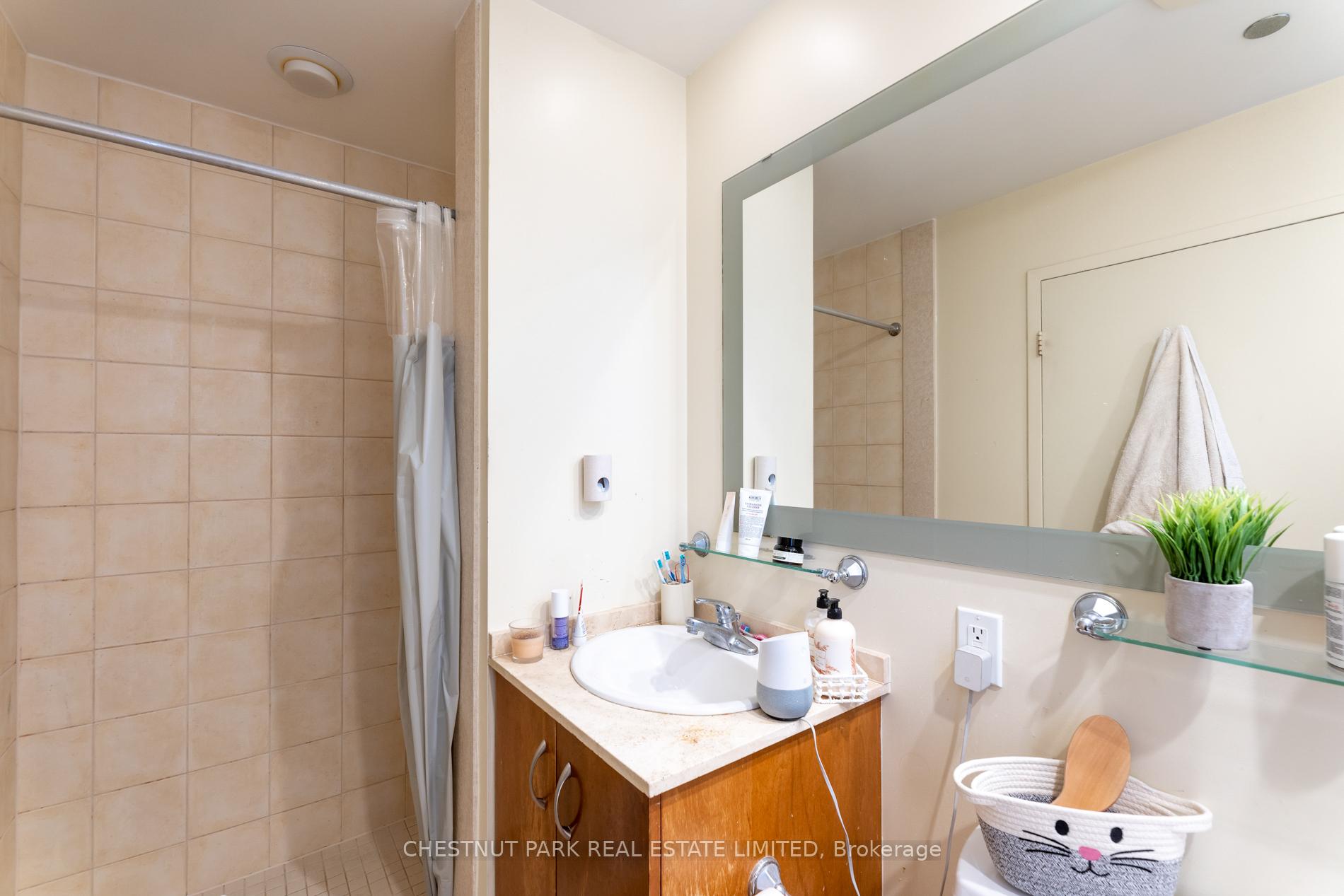 #2901 - 1 King St W, Toronto, ON M5H1A1 | 0 Bedroom 1 Bathroom Condo Apt | Image 6