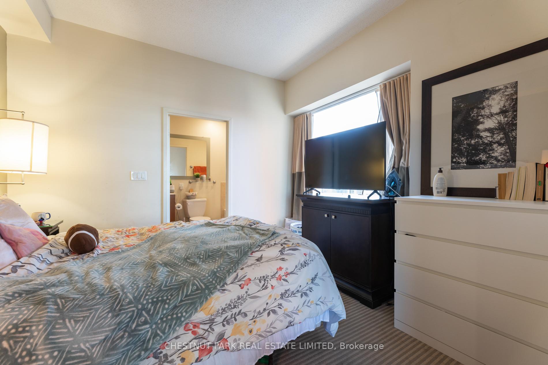 #2901 - 1 King St W, Toronto, ON M5H1A1 | 0 Bedroom 1 Bathroom Condo Apt | Image 8