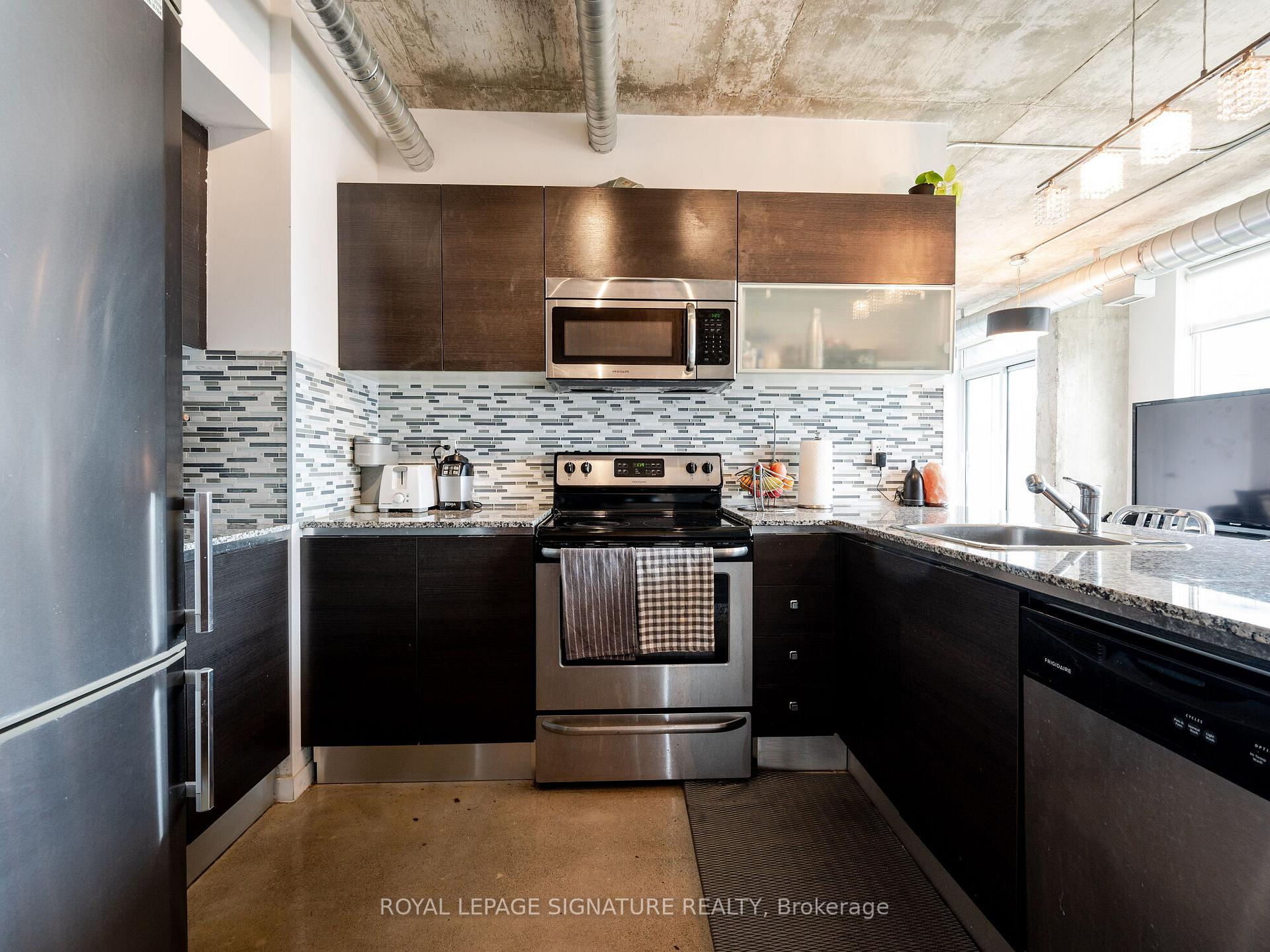 #1111 - 150 Sudbury St, Toronto, ON M6J3S8 | 2 Bedroom 2 Bathroom Condo Apt | Image 10